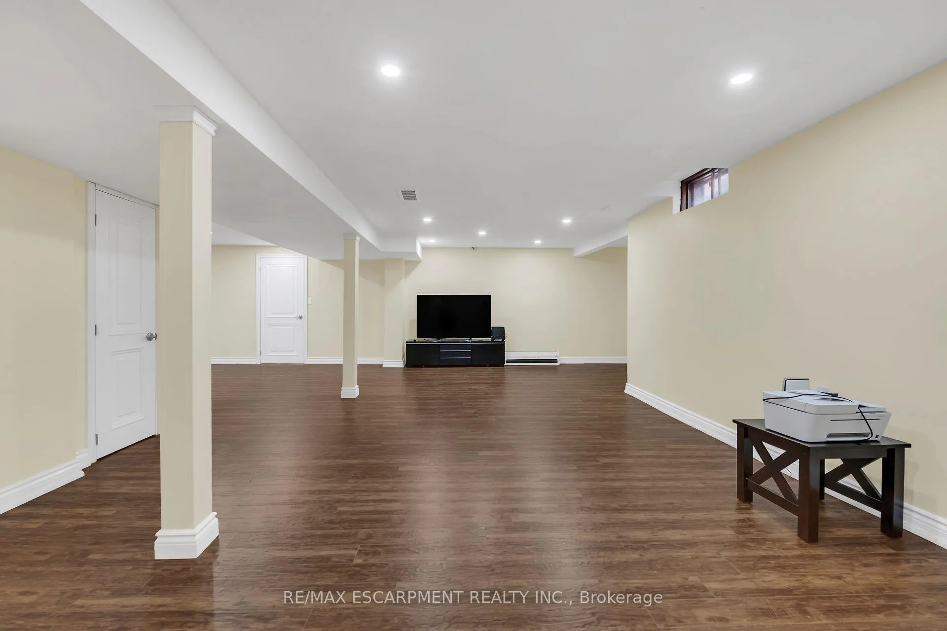 Photo 43 of 125 Valera Drive, Hamilton, Stoney Creek — HOMEH