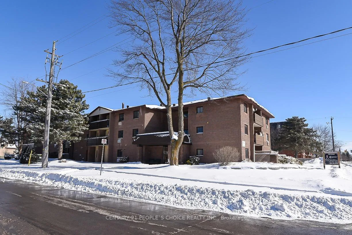 Front of Unit 107, 72 Main Street E