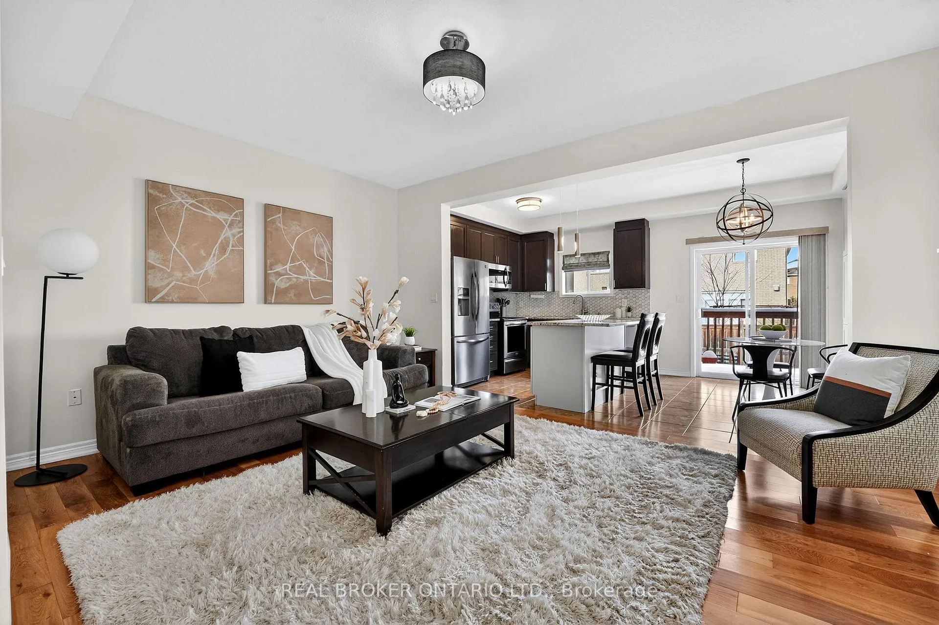 Photo 7 of 174 Lormont Boulevard, Hamilton, Stoney Creek Mountain — HOMEH