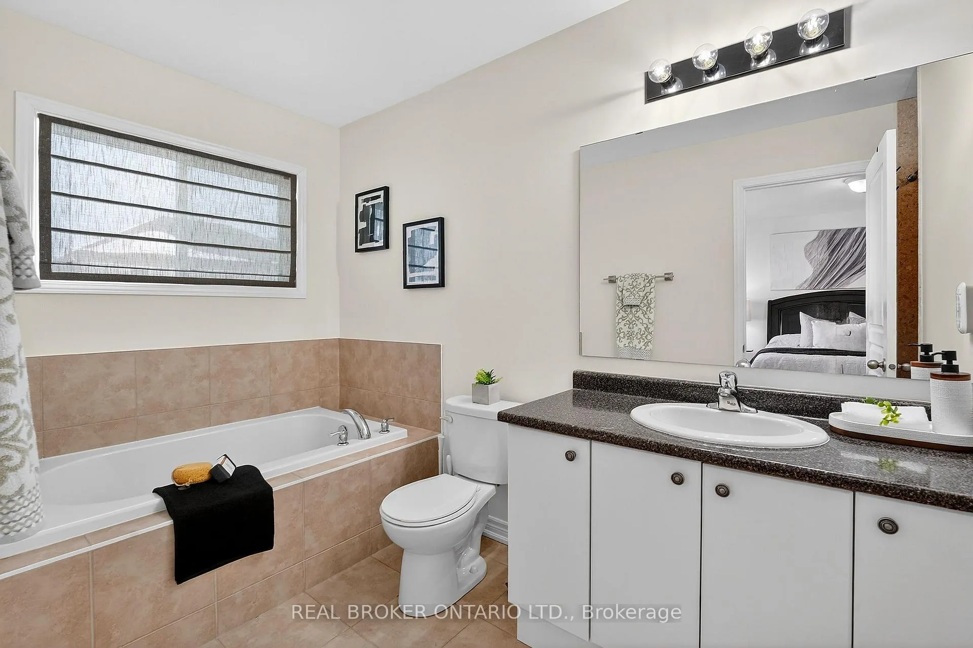 Photo 16 of 174 Lormont Boulevard, Hamilton, Stoney Creek Mountain — HOMEH
