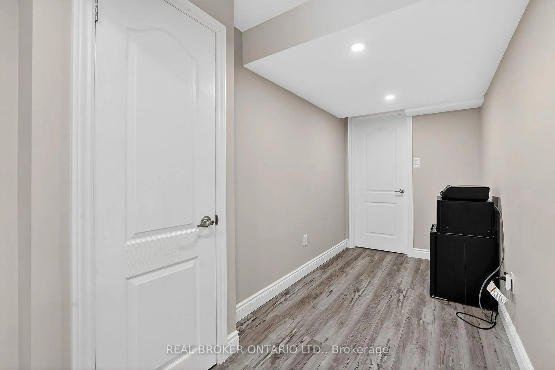 Photo 27 of 174 Lormont Boulevard, Hamilton, Stoney Creek Mountain — HOMEH