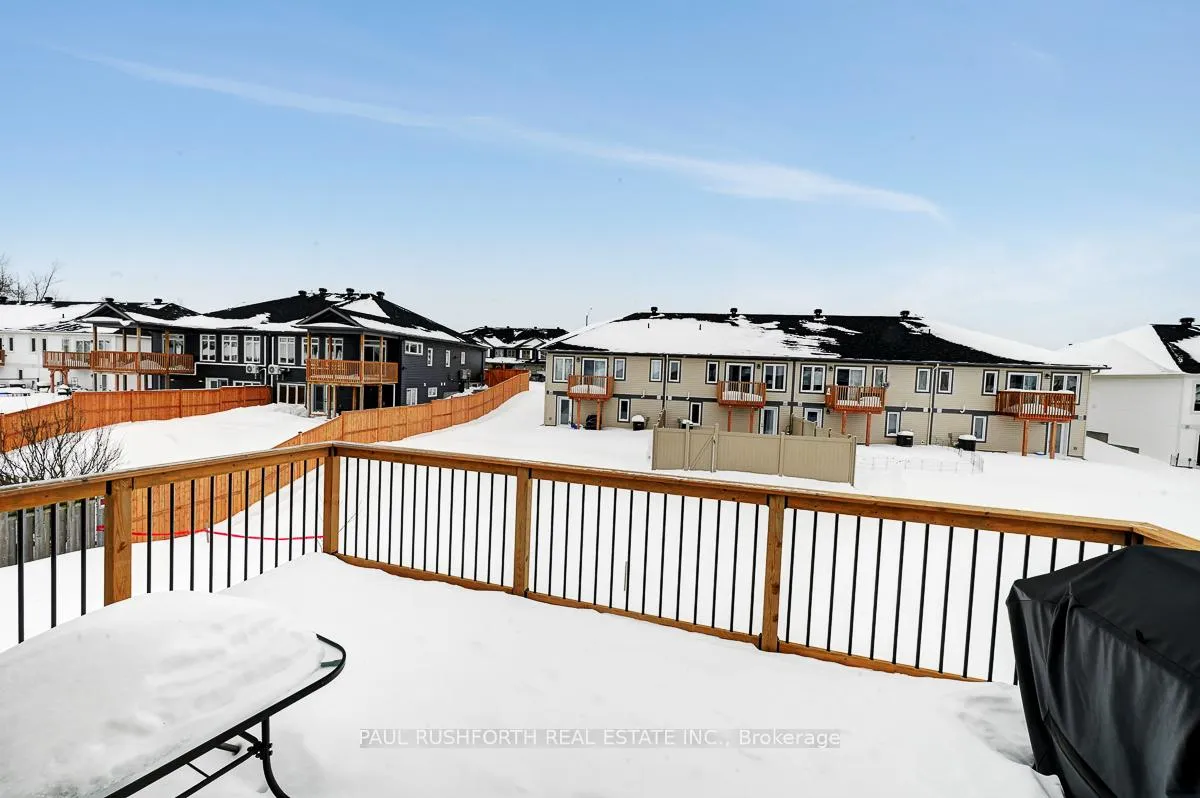 Photo 23 of 22 Code Crescent, Smiths Falls — HOMEH