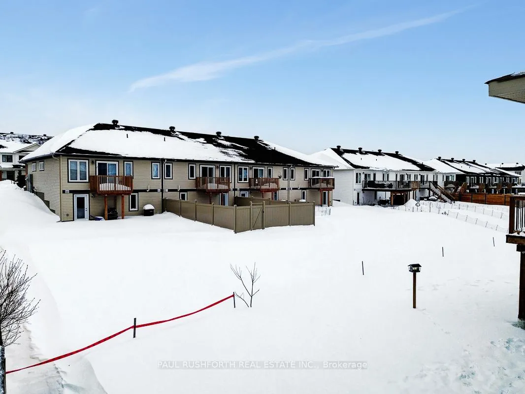 Photo 24 of 22 Code Crescent, Smiths Falls — HOMEH