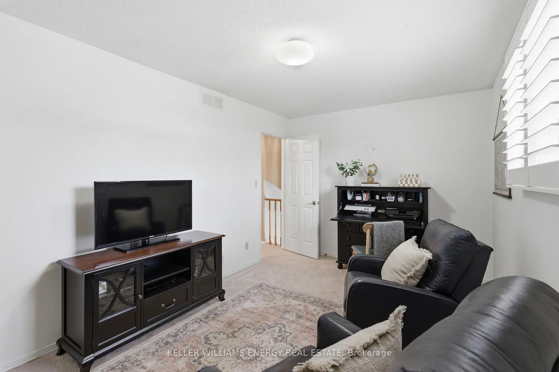Photo 26 of 979 Peggoty Circle, Oshawa, Eastdale — HOMEH