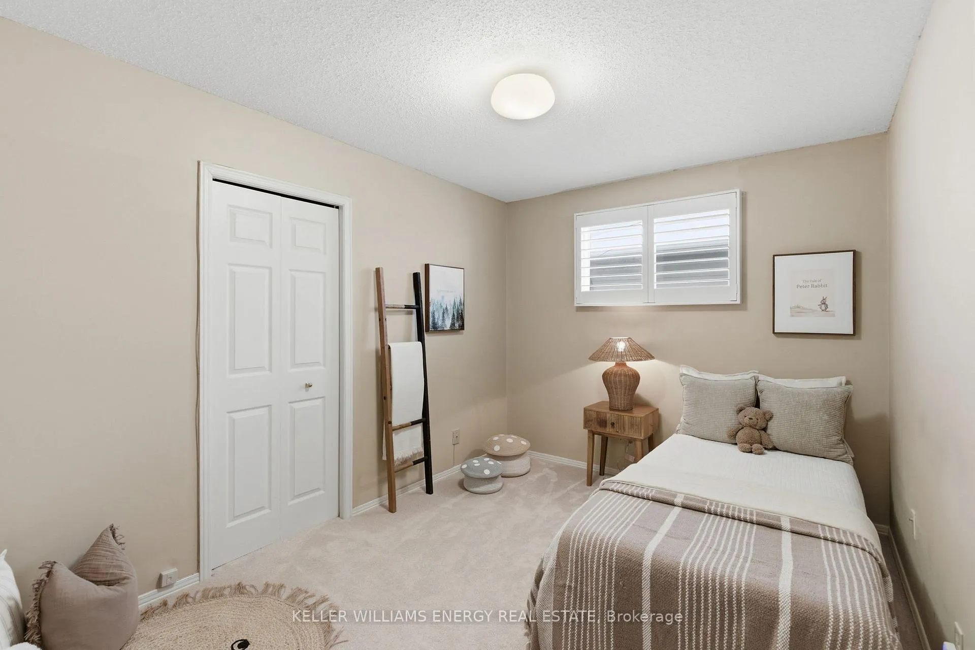 Photo 28 of 979 Peggoty Circle, Oshawa, Eastdale — HOMEH