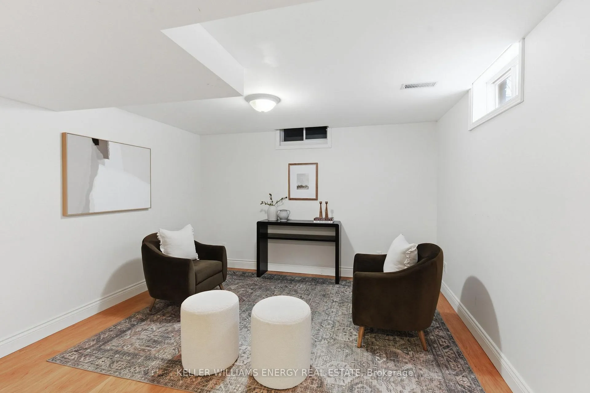 Photo 38 of 979 Peggoty Circle, Oshawa, Eastdale — HOMEH
