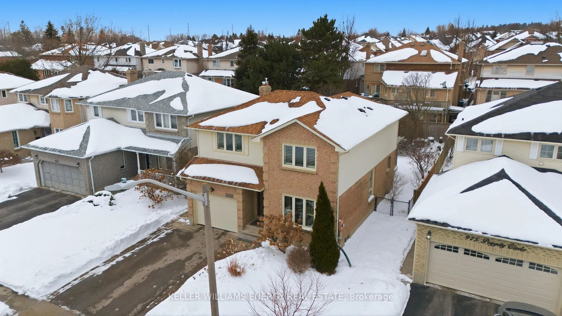 Photo 42 of 979 Peggoty Circle, Oshawa, Eastdale — HOMEH