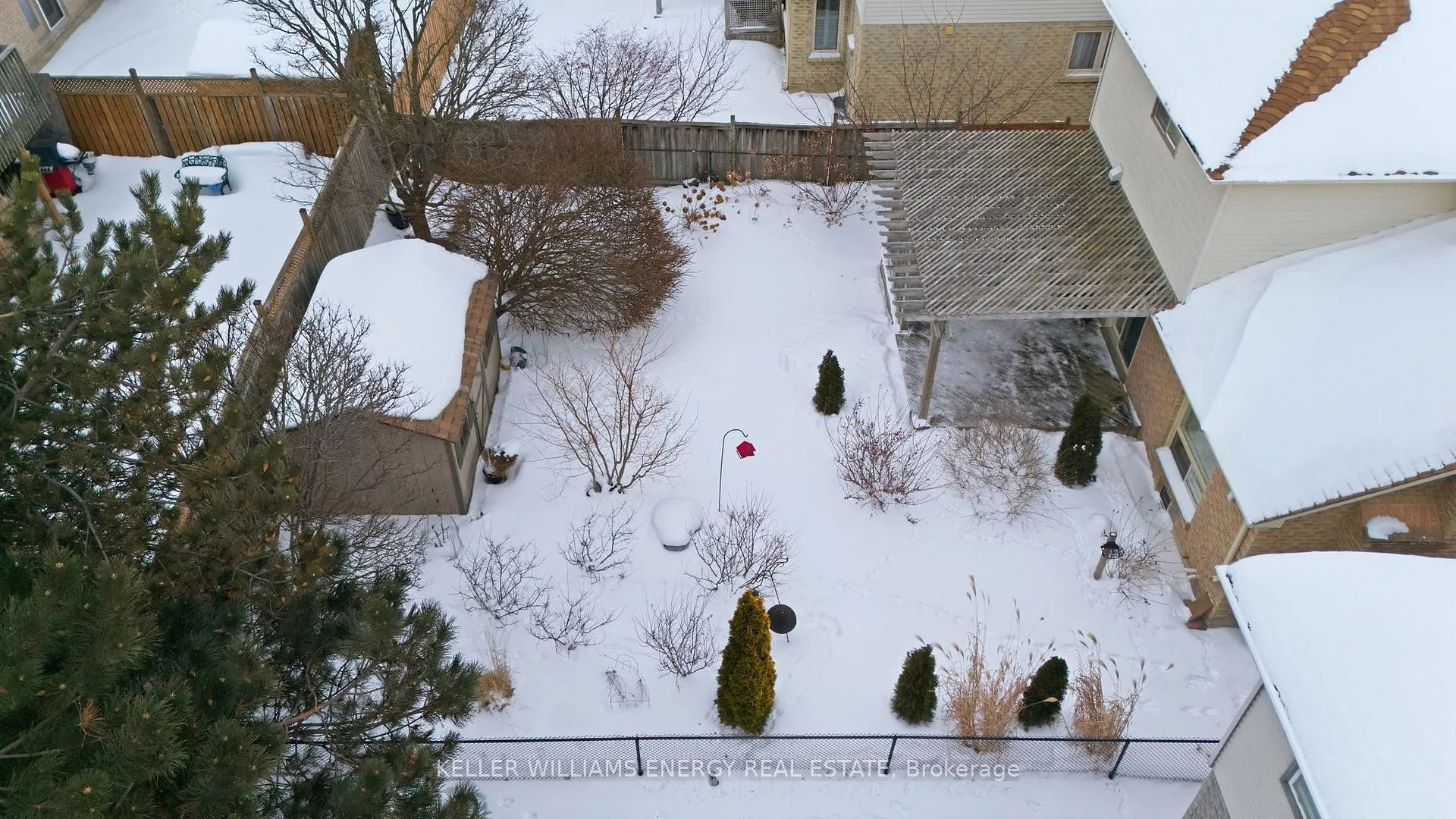 Photo 46 of 979 Peggoty Circle, Oshawa, Eastdale — HOMEH