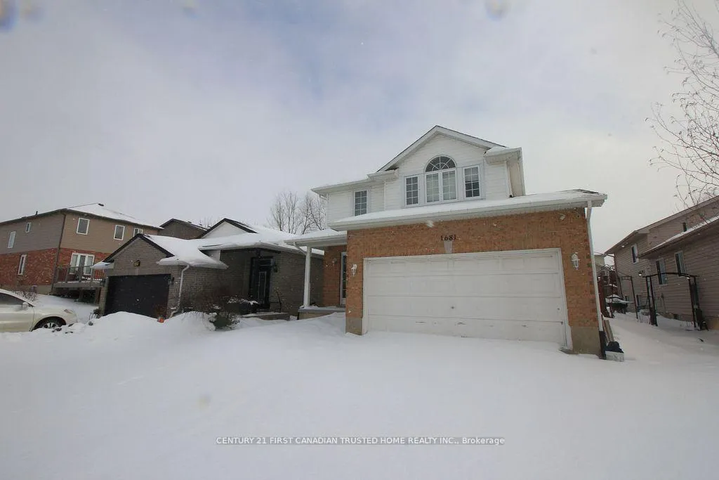 Photo 2 of 1681 Benjamin Drive, London, East D — HOMEH