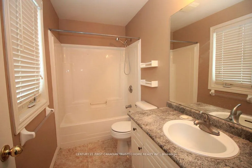 Photo 18 of 1681 Benjamin Drive, London, East D — HOMEH