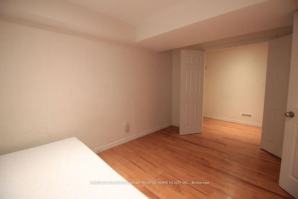Photo 27 of 1681 Benjamin Drive, London, East D — HOMEH