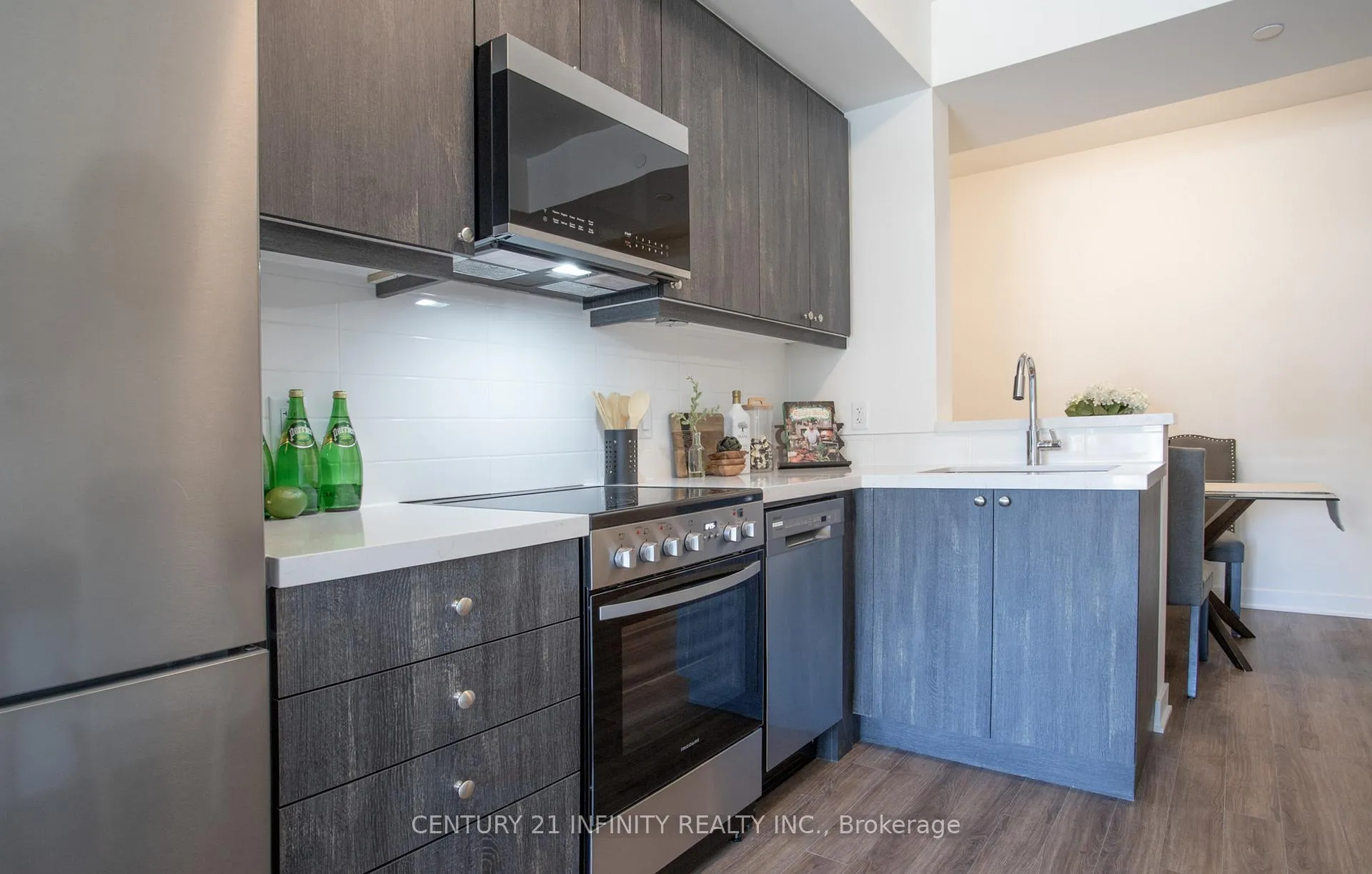 Photo 10 of Unit 218, 51 Clarington Boulevard, Clarington, Bowmanville — HOMEH