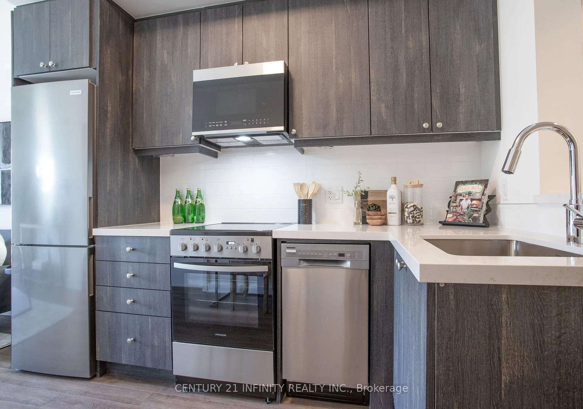 Photo 11 of Unit 218, 51 Clarington Boulevard, Clarington, Bowmanville — HOMEH