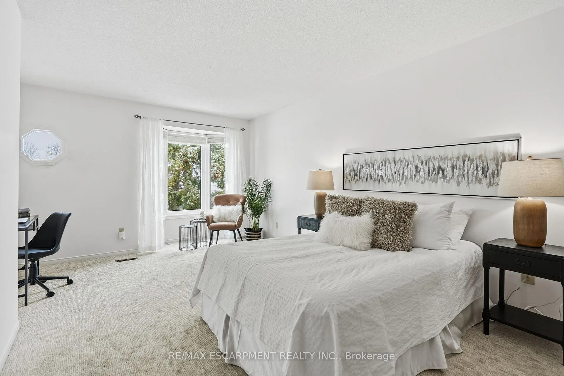 Photo 14 of 2047 Chrisdon Road, Burlington, Headon — HOMEH