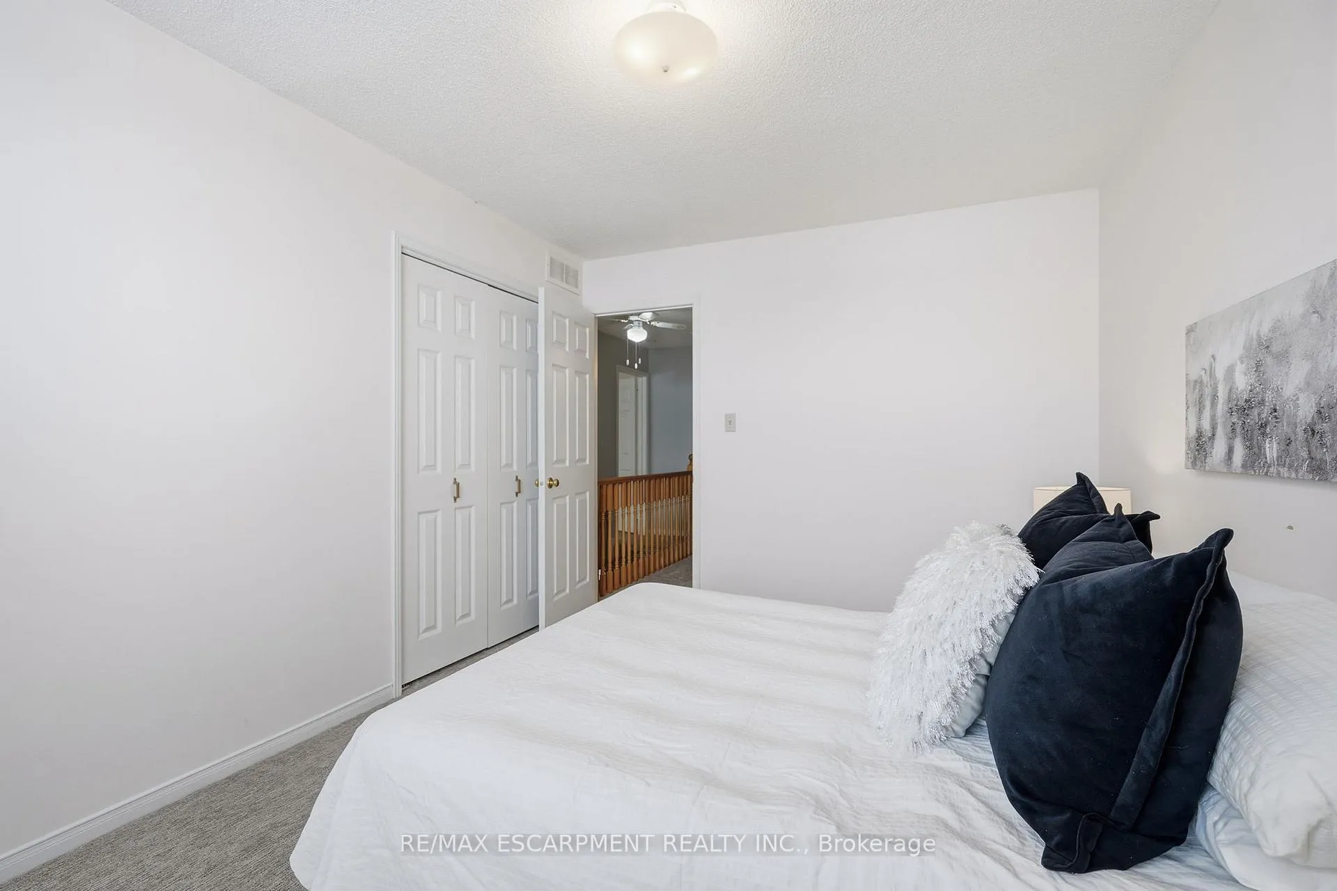 Photo 18 of 2047 Chrisdon Road, Burlington, Headon — HOMEH