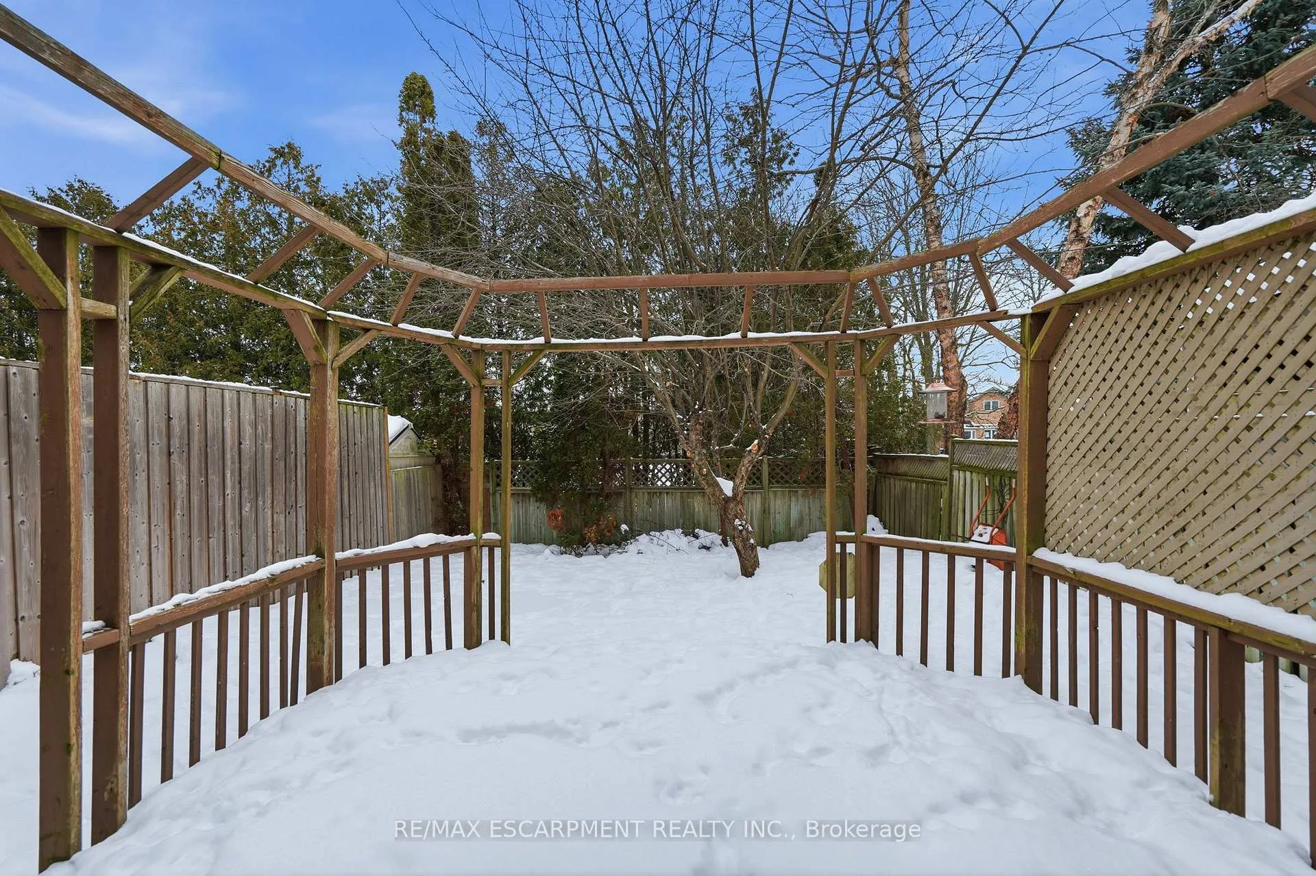 Photo 23 of 2047 Chrisdon Road, Burlington, Headon — HOMEH