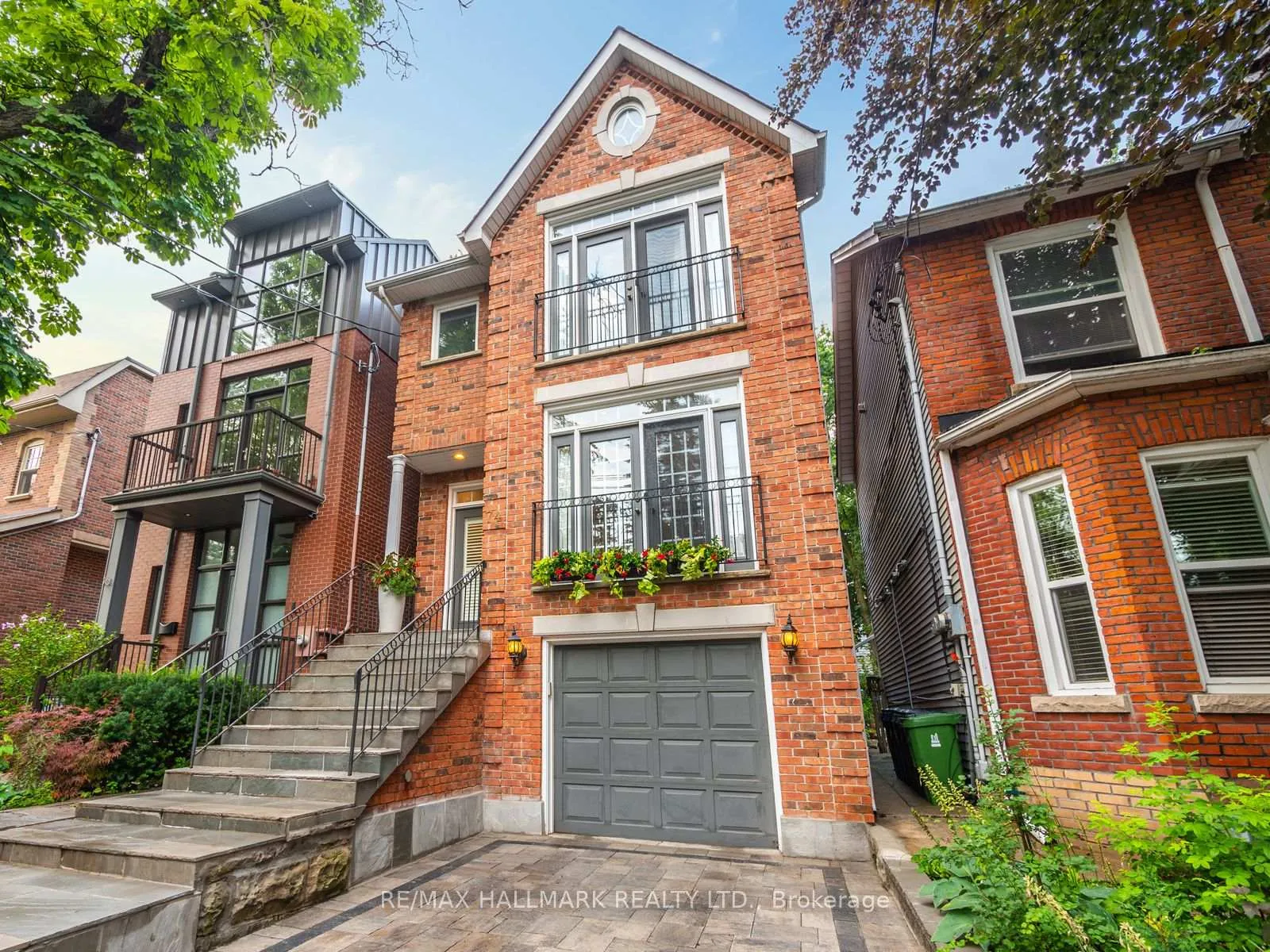 Photo 2 of 74 Macpherson Avenue, Toronto, The Annex — HOMEH