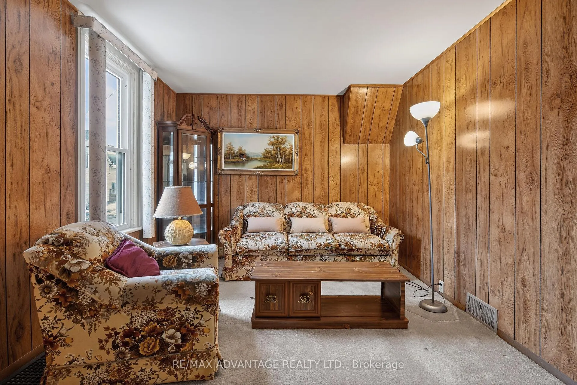 Photo 9 of 103 Scott Street, St. Thomas — HOMEH
