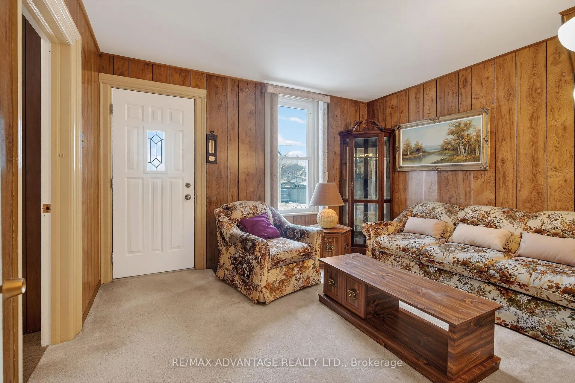 Photo 10 of 103 Scott Street, St. Thomas — HOMEH