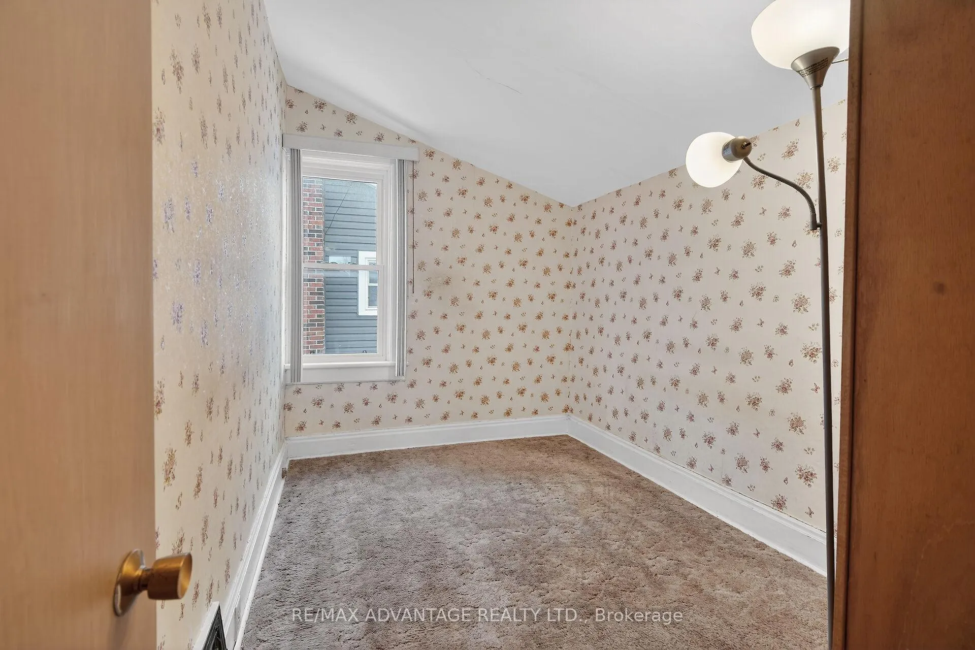 Photo 14 of 103 Scott Street, St. Thomas — HOMEH