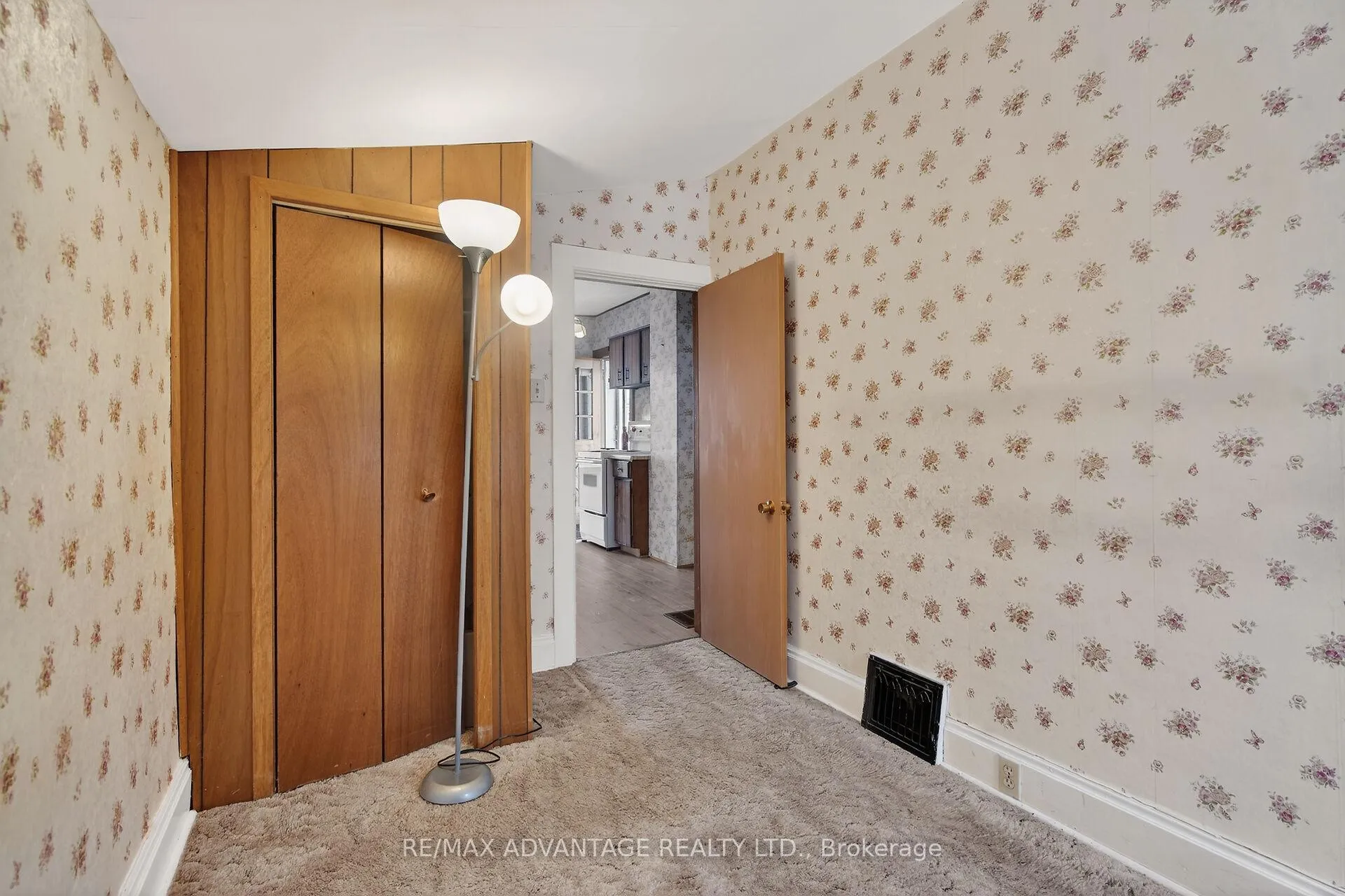 Photo 15 of 103 Scott Street, St. Thomas — HOMEH