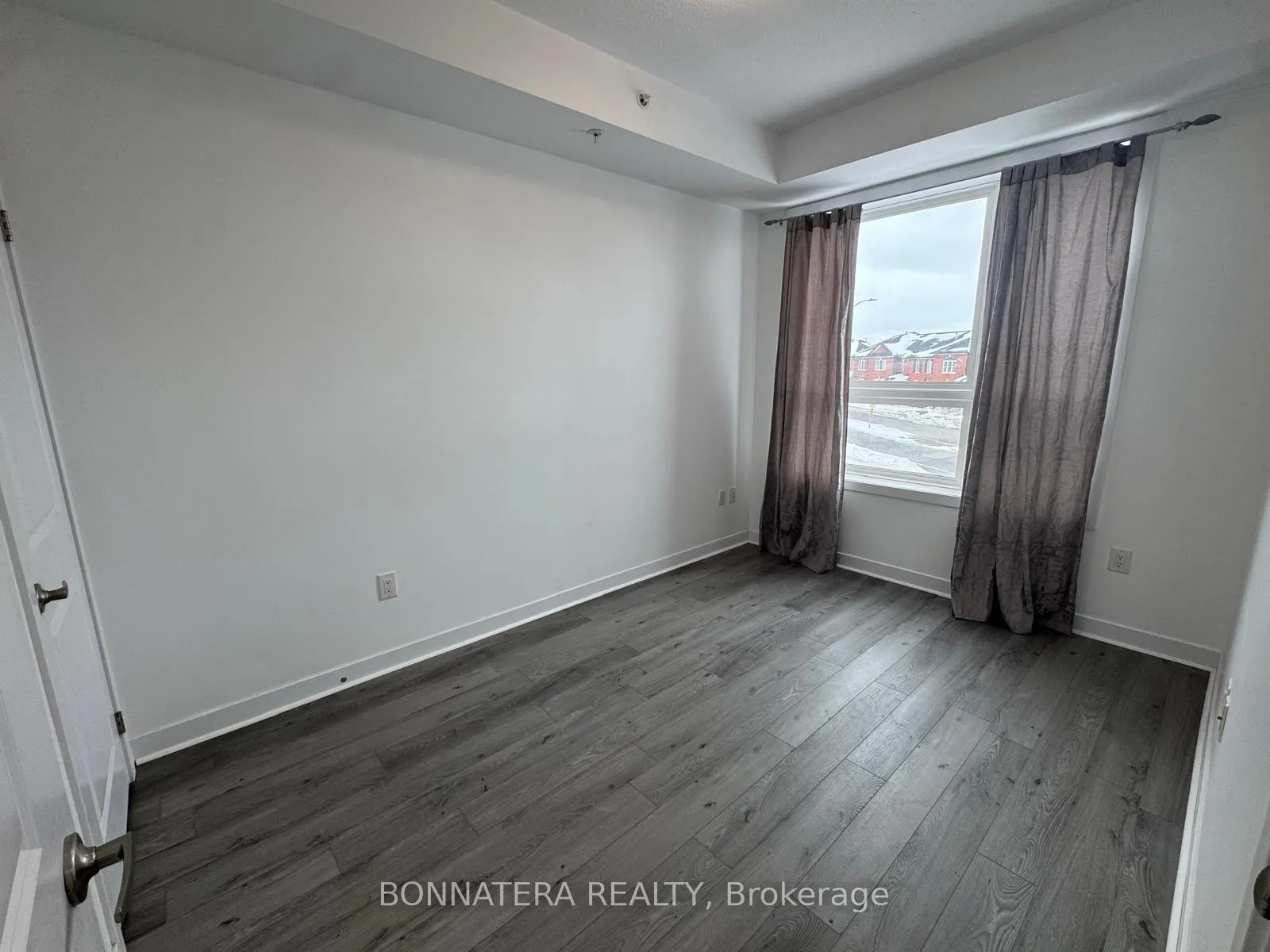 Photo 14 of Unit 209, 5010 Corporate Drive, Burlington, Uptown — HOMEH