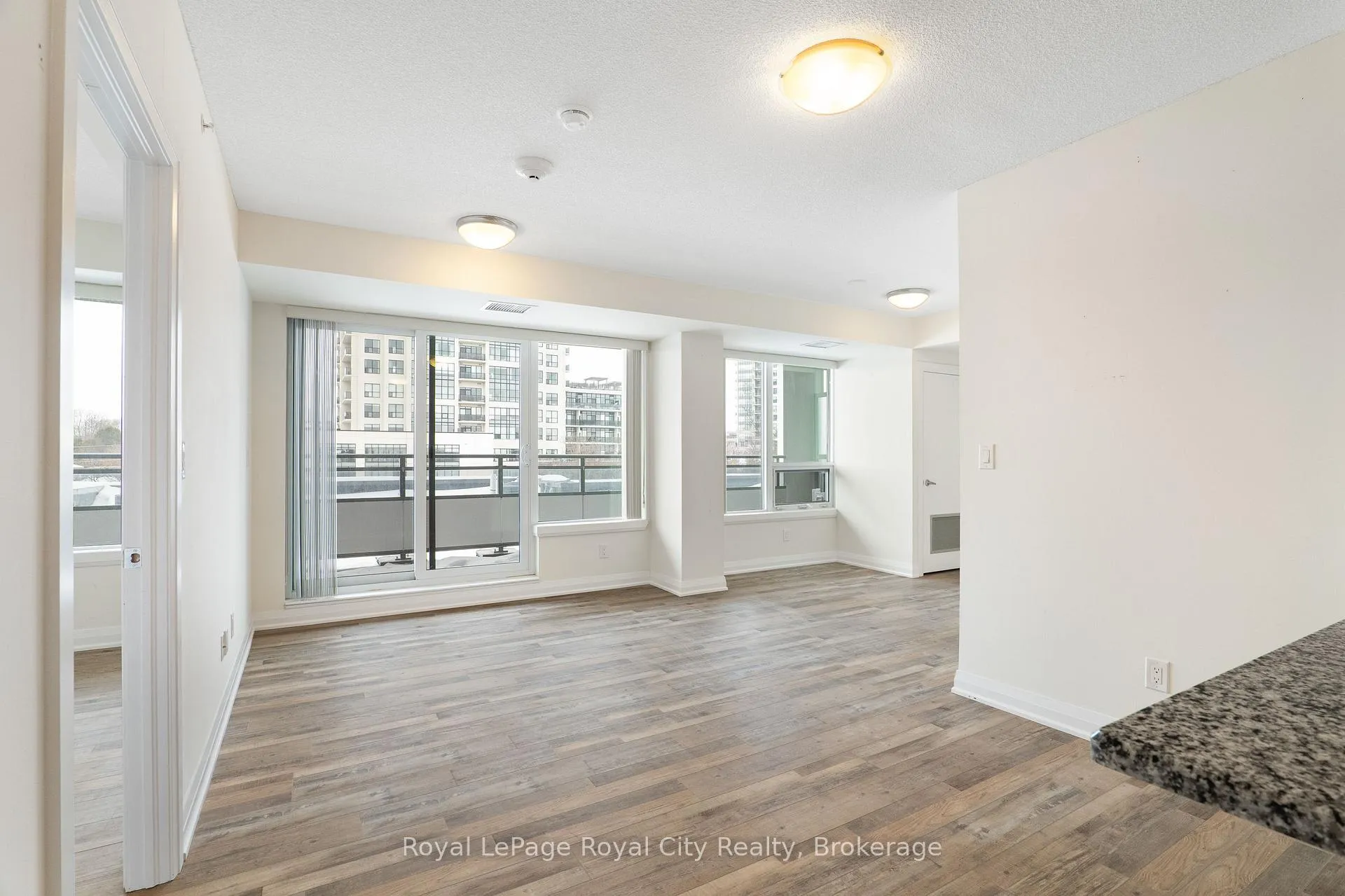 Photo 7 of Unit #406, 53 Arthur Street, Guelph, St. Patrick's Ward — HOMEH