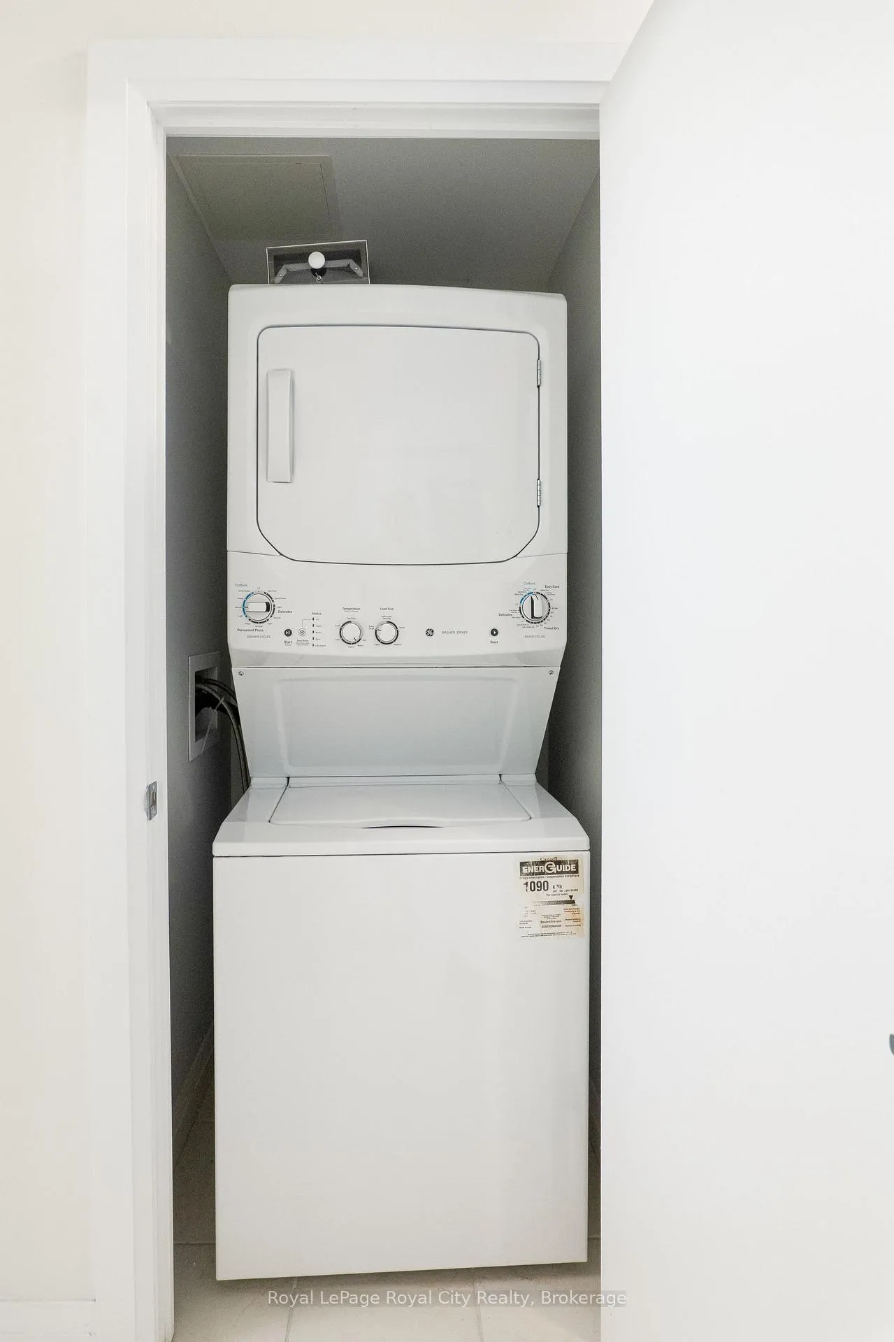 Photo 14 of Unit #406, 53 Arthur Street, Guelph, St. Patrick's Ward — HOMEH