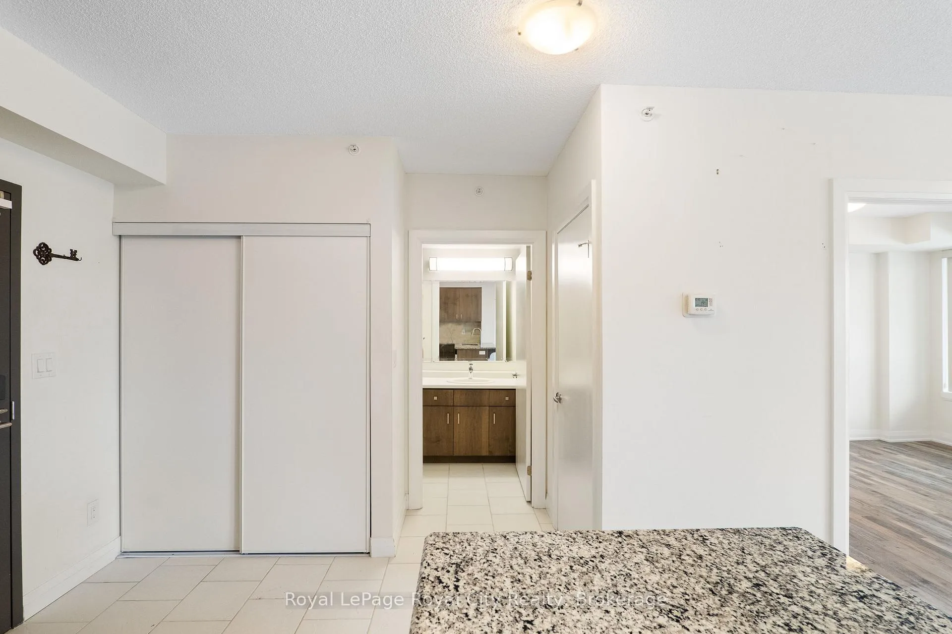Photo 16 of Unit #406, 53 Arthur Street, Guelph, St. Patrick's Ward — HOMEH