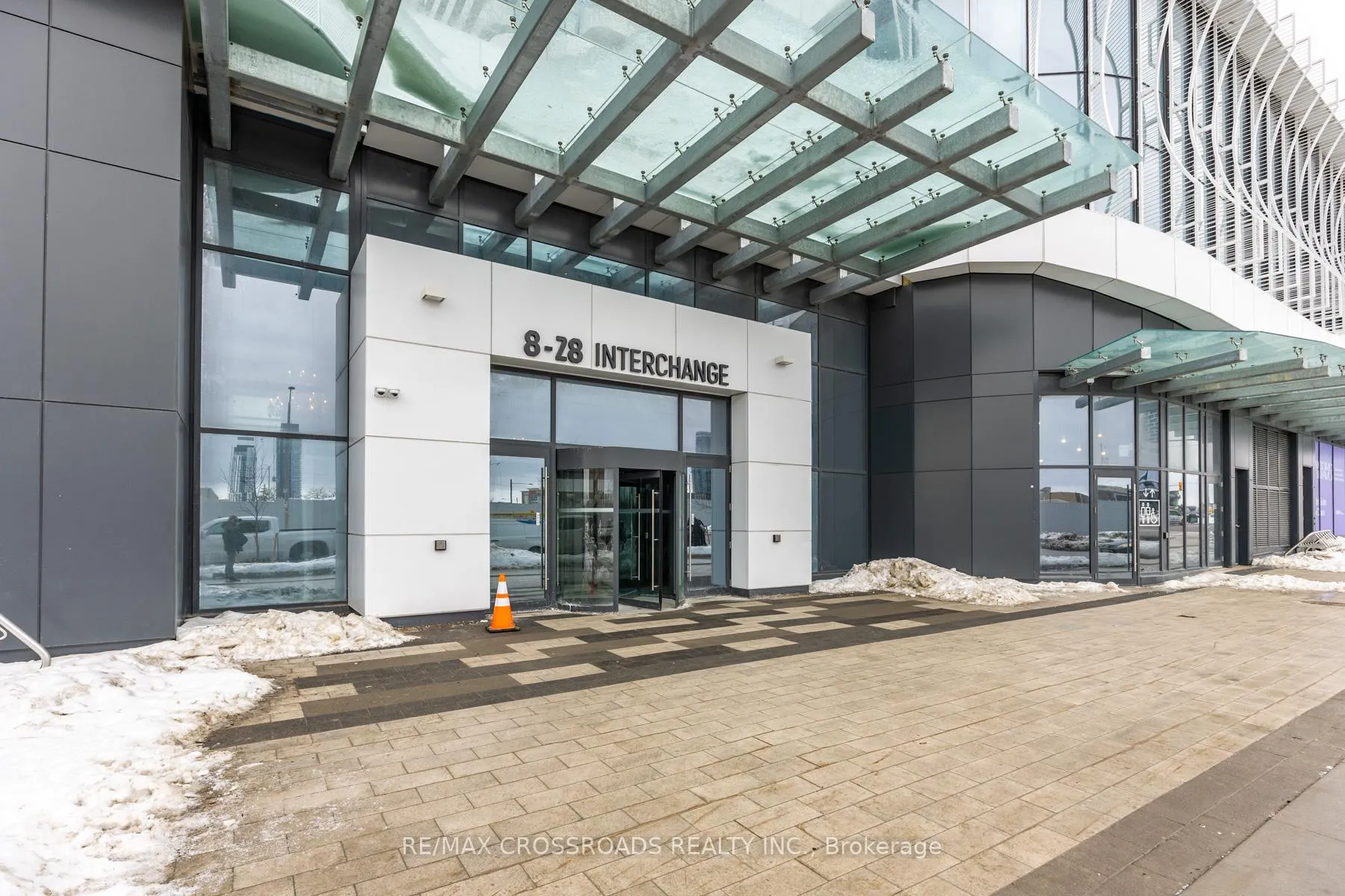 Photo 3 of Unit 5807, 8 Interchange Way, Vaughan, Vaughan Corporate Centre — HOMEH