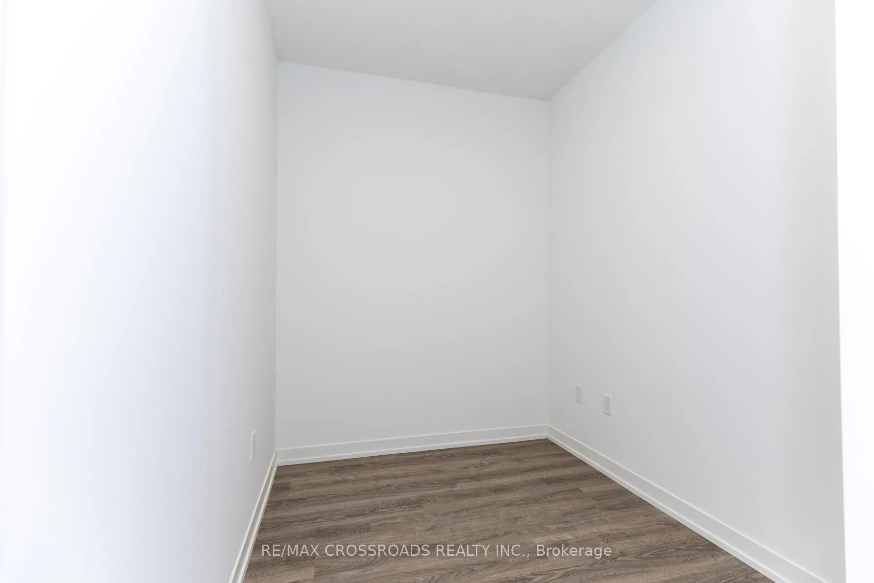 Photo 21 of Unit 5807, 8 Interchange Way, Vaughan, Vaughan Corporate Centre — HOMEH