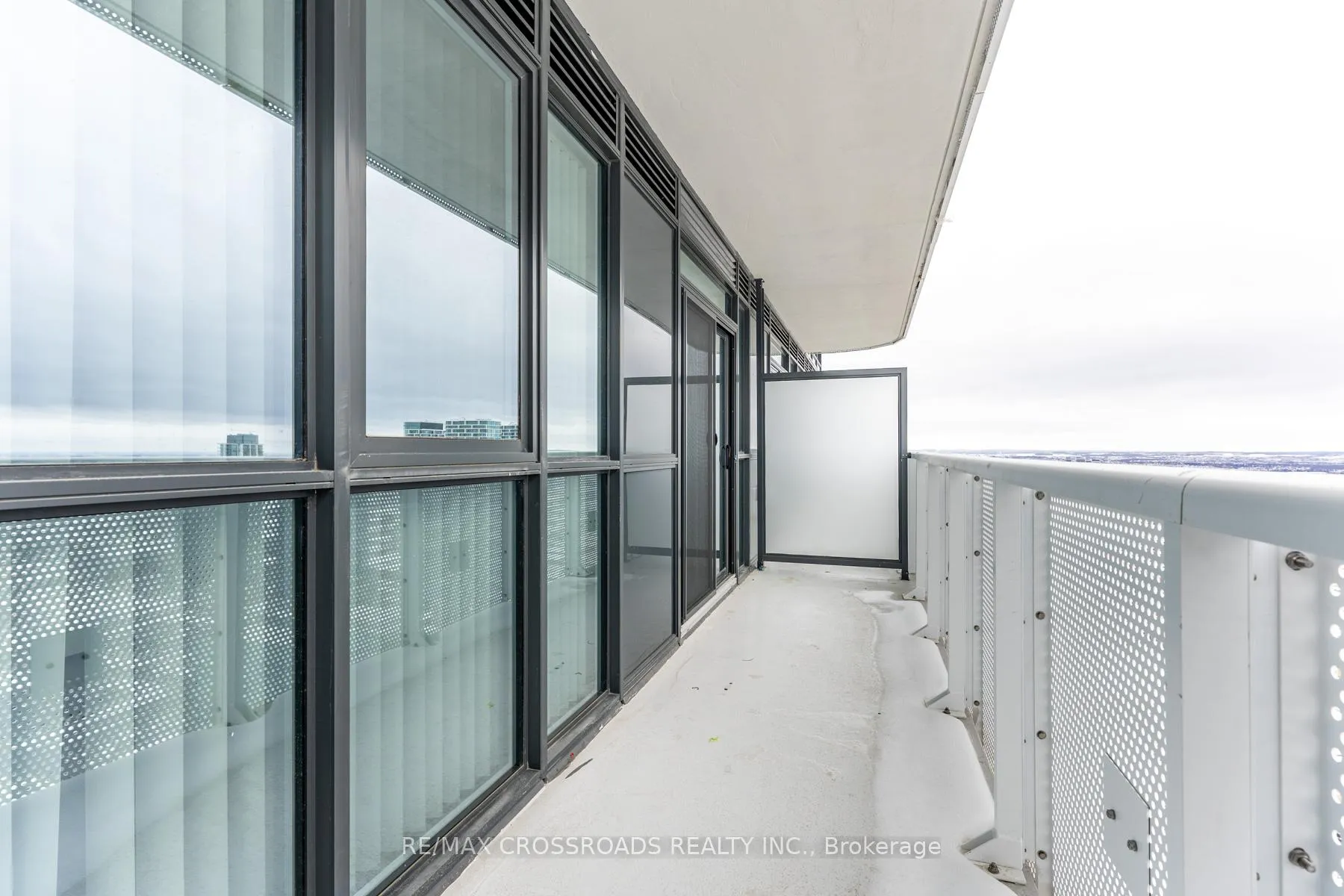 Photo 28 of Unit 5807, 8 Interchange Way, Vaughan, Vaughan Corporate Centre — HOMEH