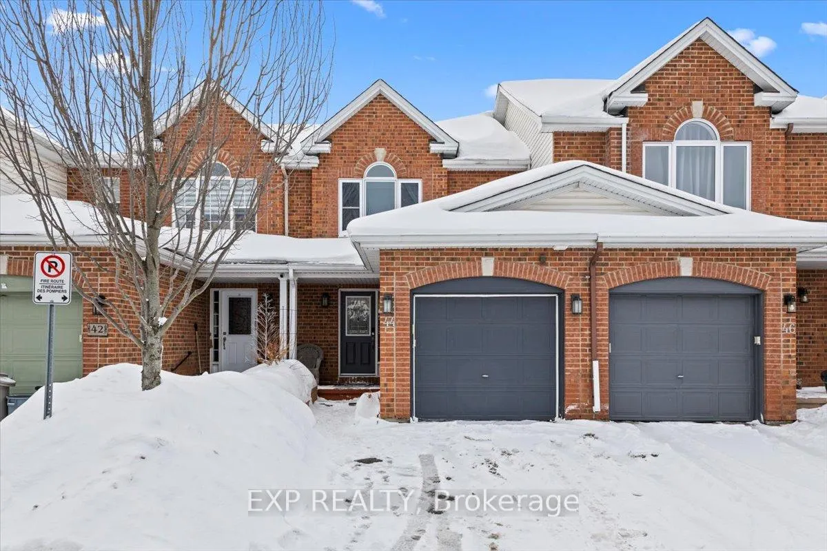 Photo 1 of 44 Coralbell Private, Ottawa, Hunt Club Park/Greenboro — HOMEH