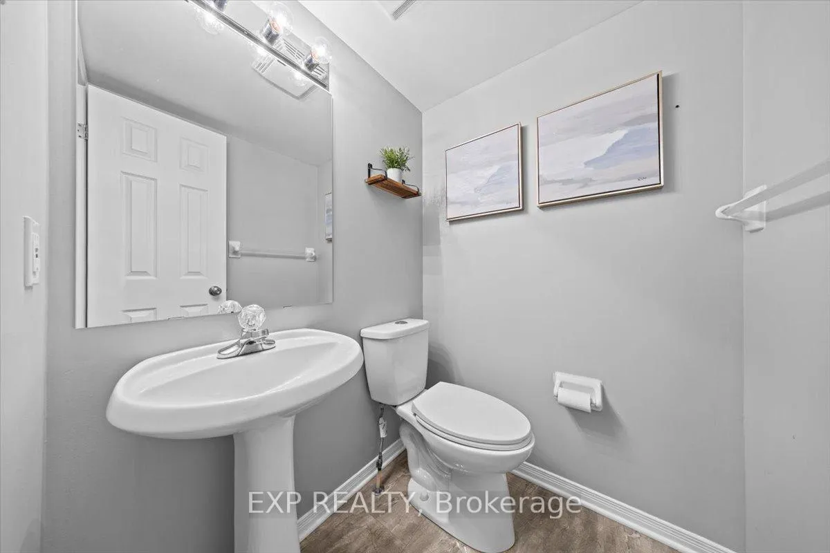 Photo 7 of 44 Coralbell Private, Ottawa, Hunt Club Park/Greenboro — HOMEH