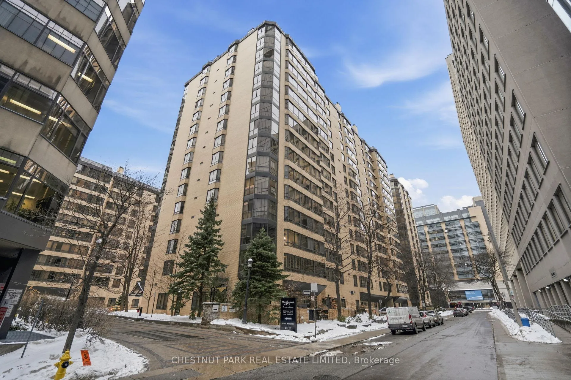 Front of Unit 1206, 211 St Patrick Street
