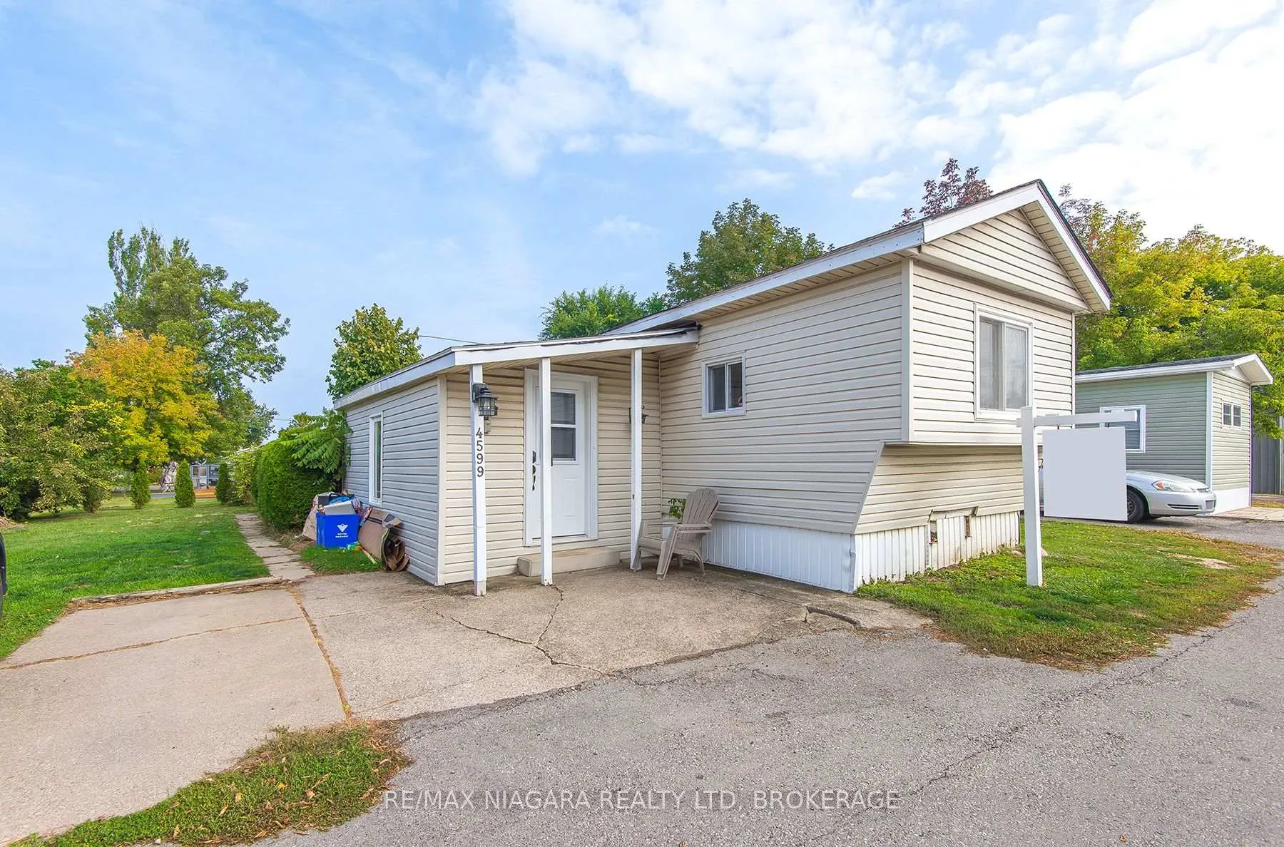 Photo 2 of 4599 Abigail Lane, Lincoln, Beamsville — HOMEH