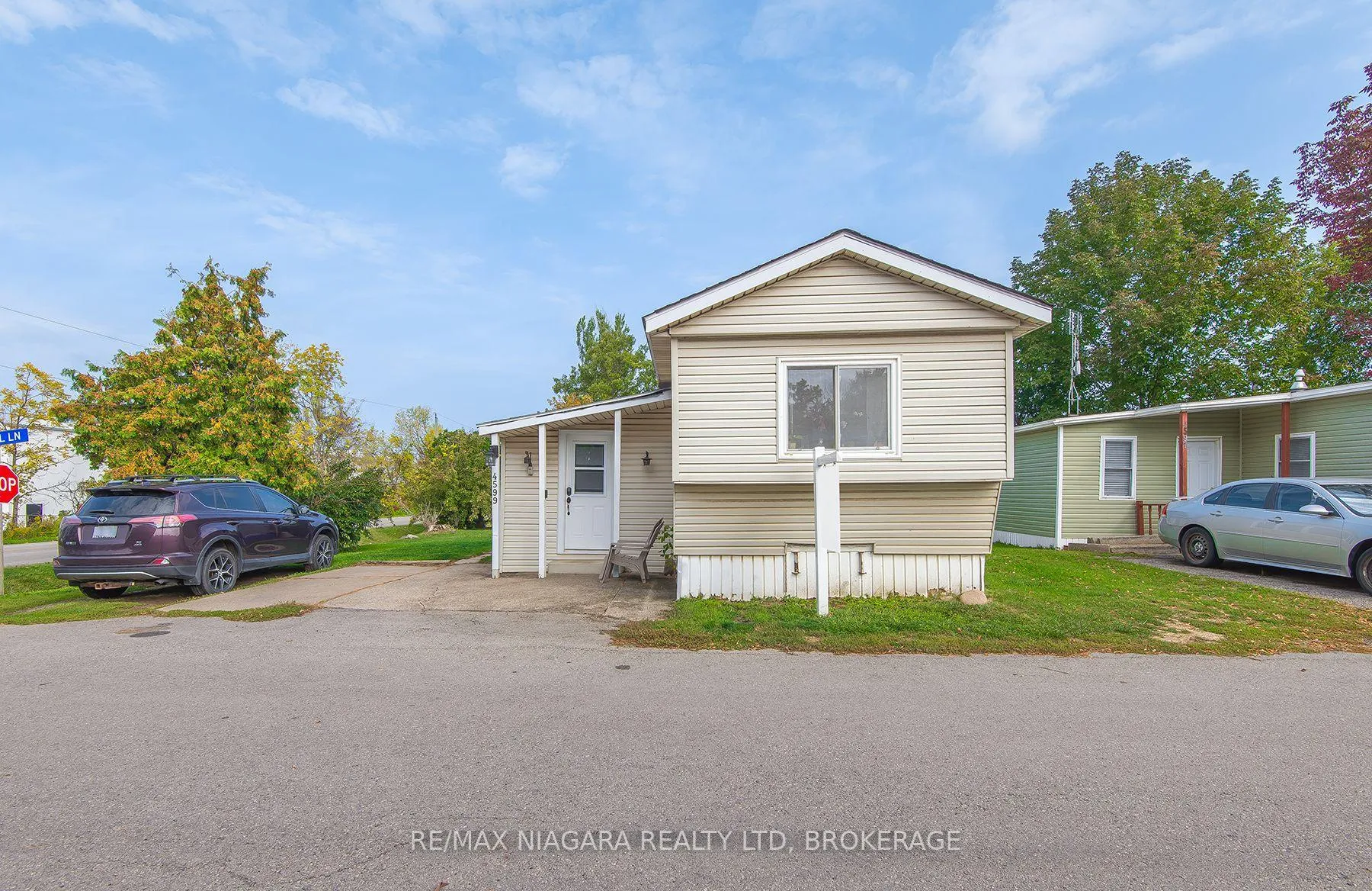 Photo 3 of 4599 Abigail Lane, Lincoln, Beamsville — HOMEH