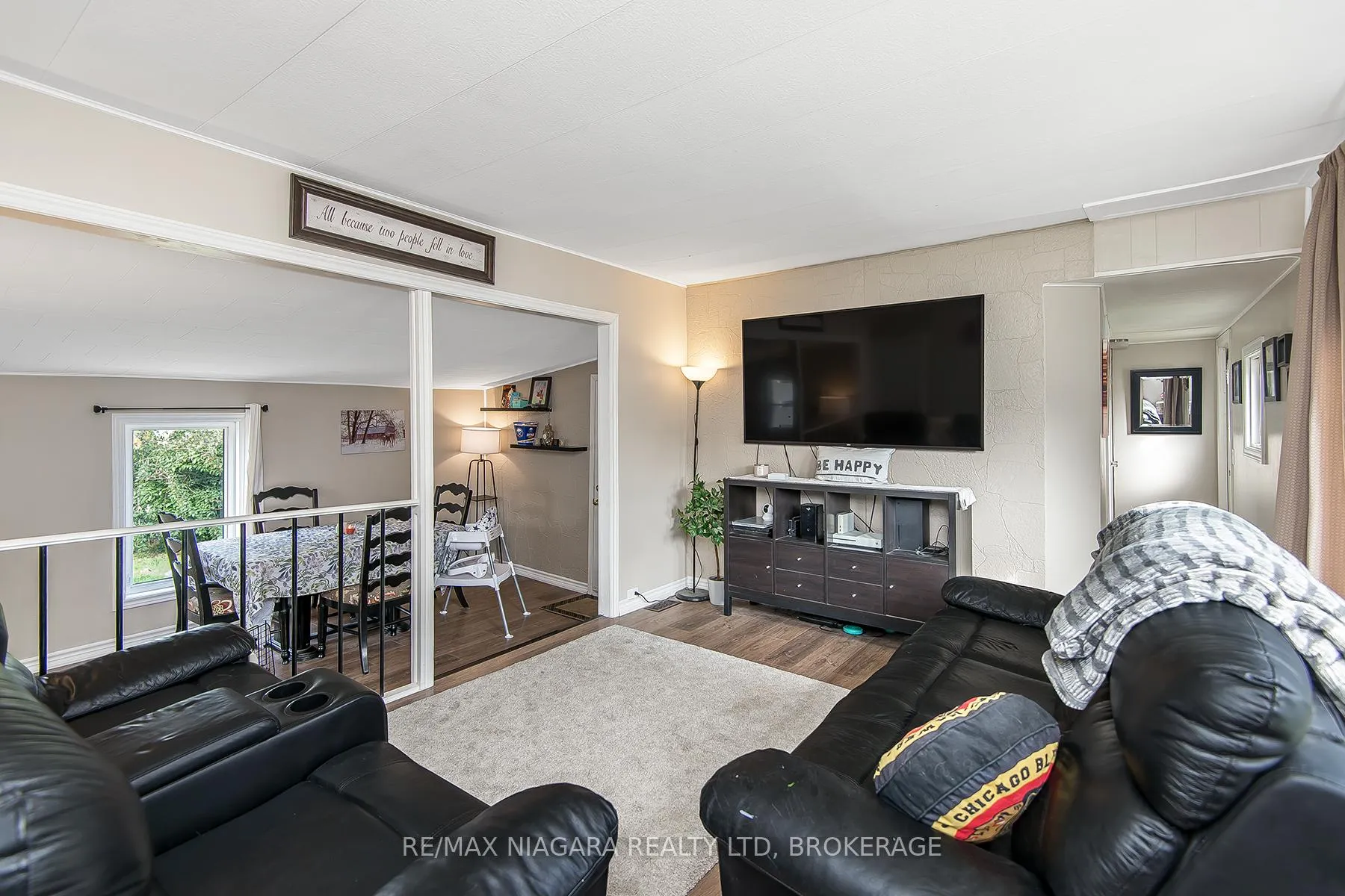 Photo 6 of 4599 Abigail Lane, Lincoln, Beamsville — HOMEH