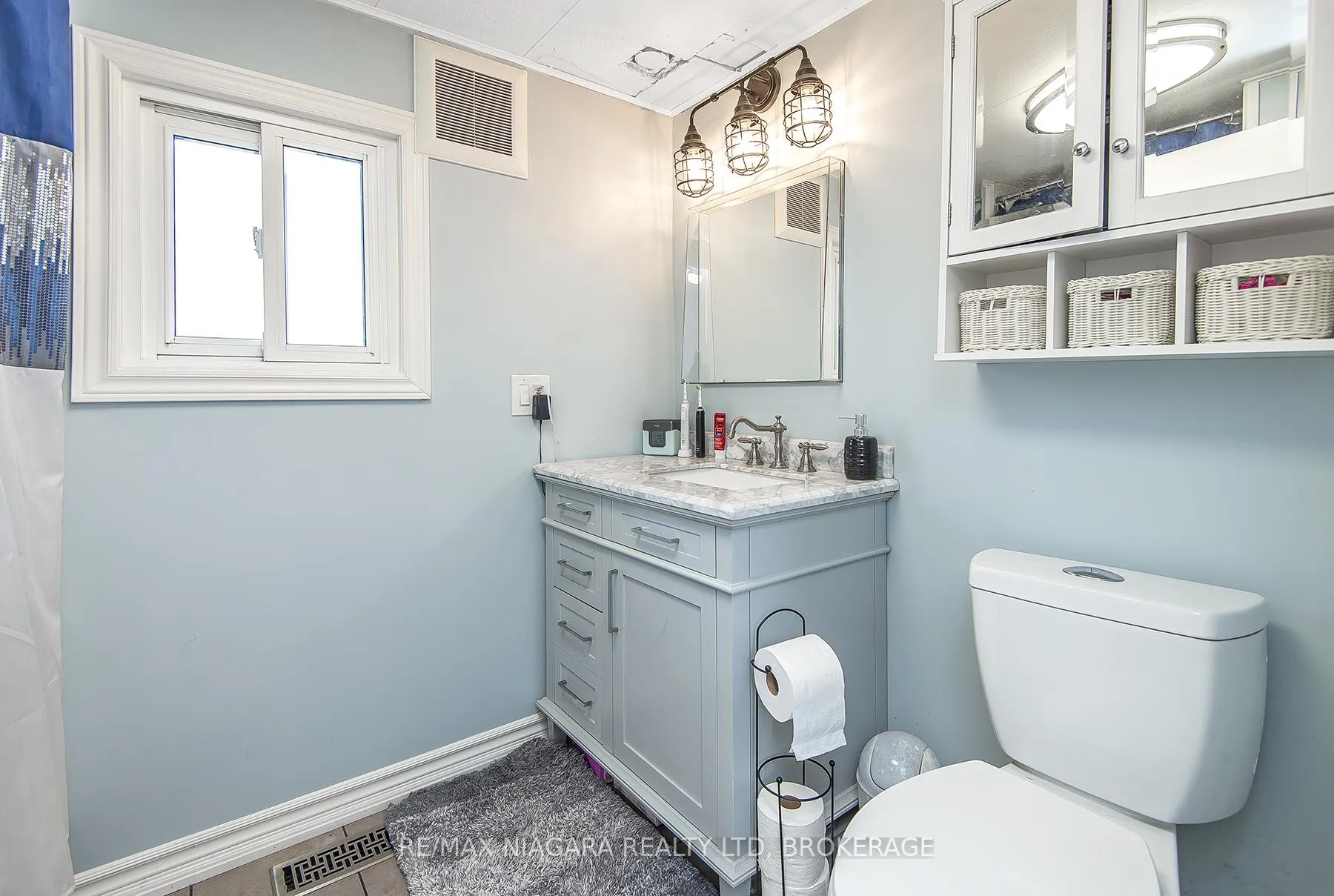 Photo 12 of 4599 Abigail Lane, Lincoln, Beamsville — HOMEH