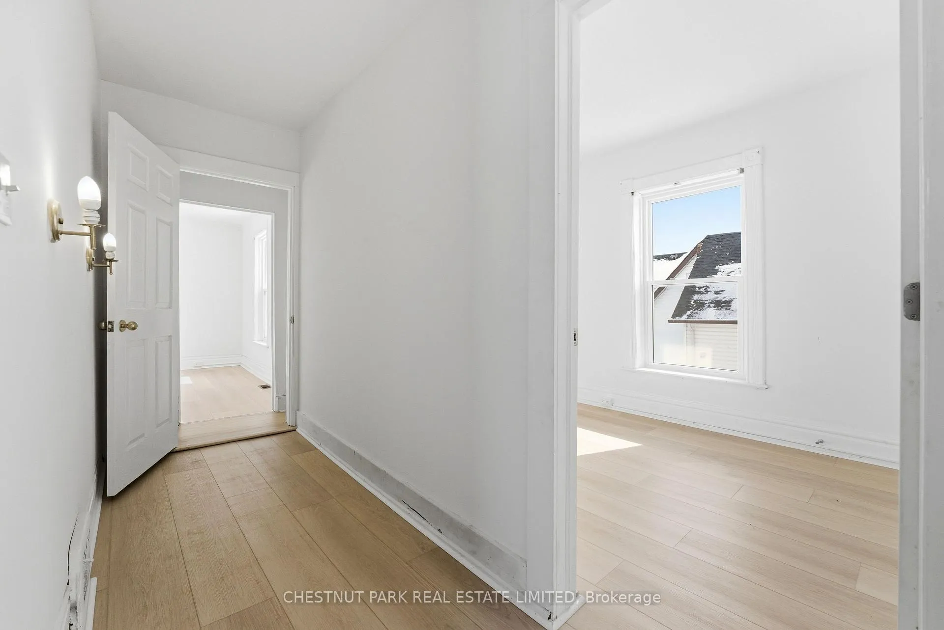 Photo 22 of 43 Dunbar Street, Belleville, Belleville Ward — HOMEH