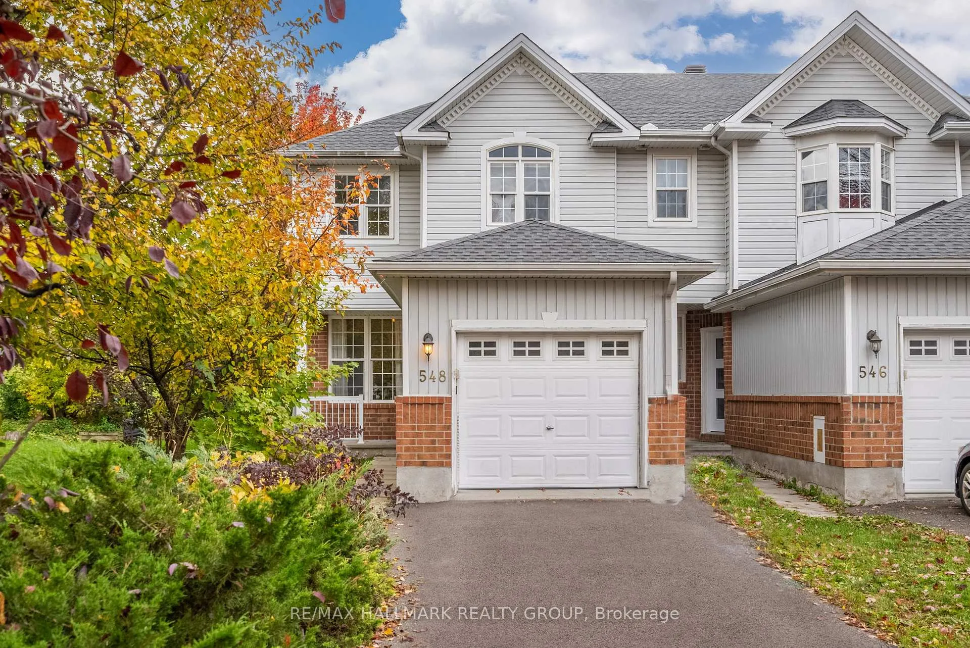 Photo 2 of 548 Aberfoyle Circle, Ottawa, Kanata - Morgan's Grant/South March — HOMEH