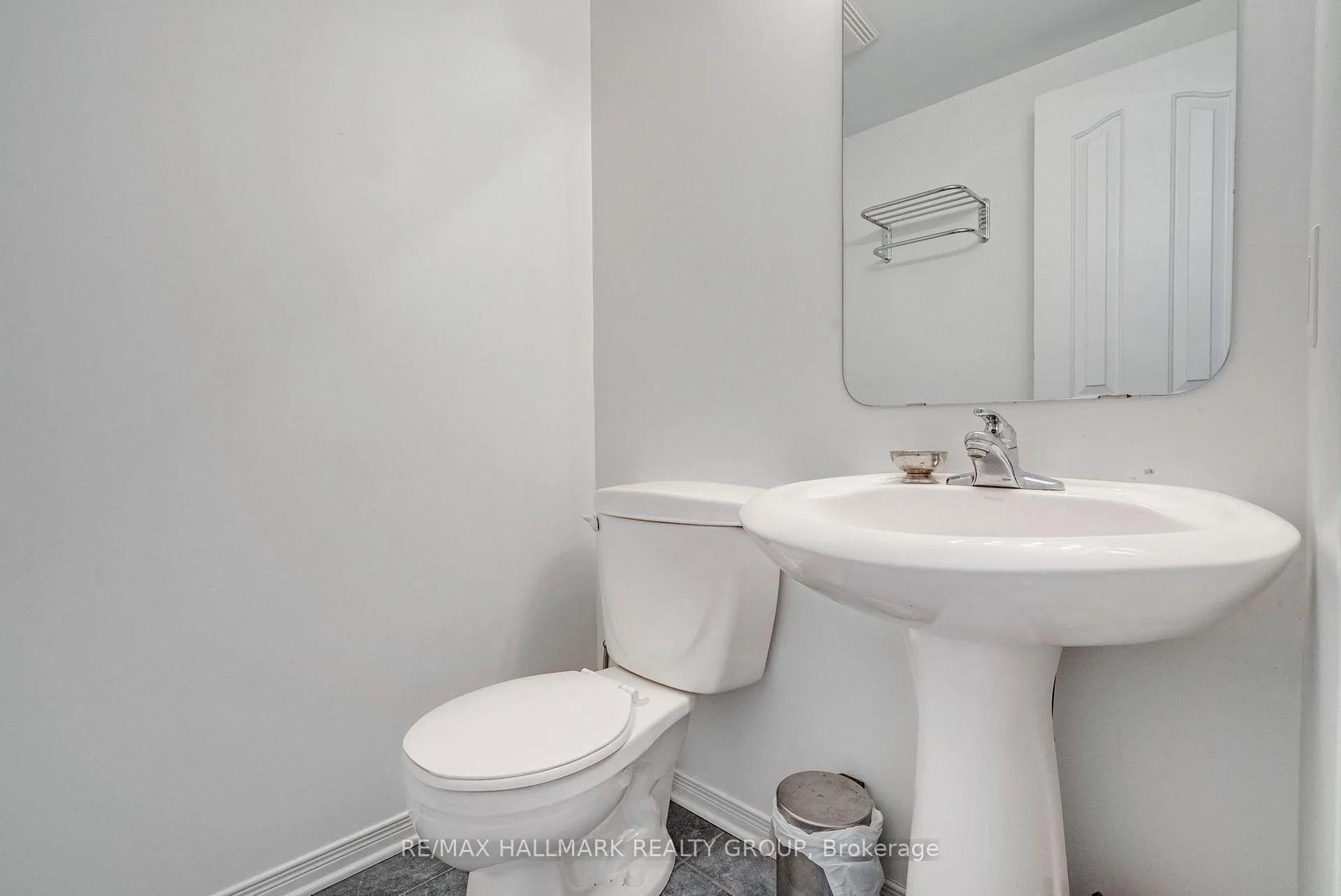 Photo 7 of 548 Aberfoyle Circle, Ottawa, Kanata - Morgan's Grant/South March — HOMEH