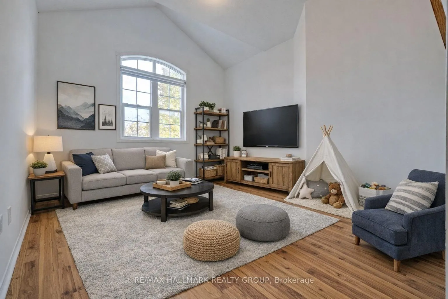 Photo 19 of 548 Aberfoyle Circle, Ottawa, Kanata - Morgan's Grant/South March — HOMEH