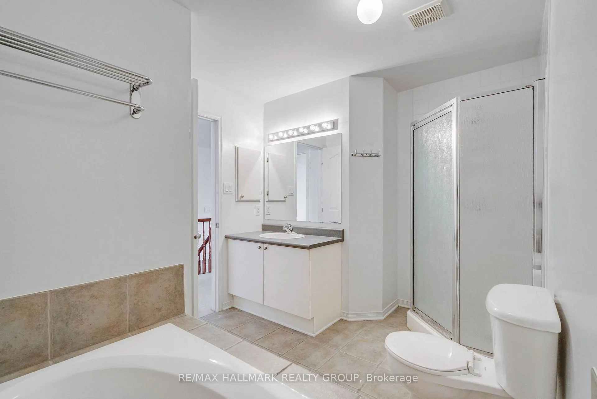 Photo 31 of 548 Aberfoyle Circle, Ottawa, Kanata - Morgan's Grant/South March — HOMEH