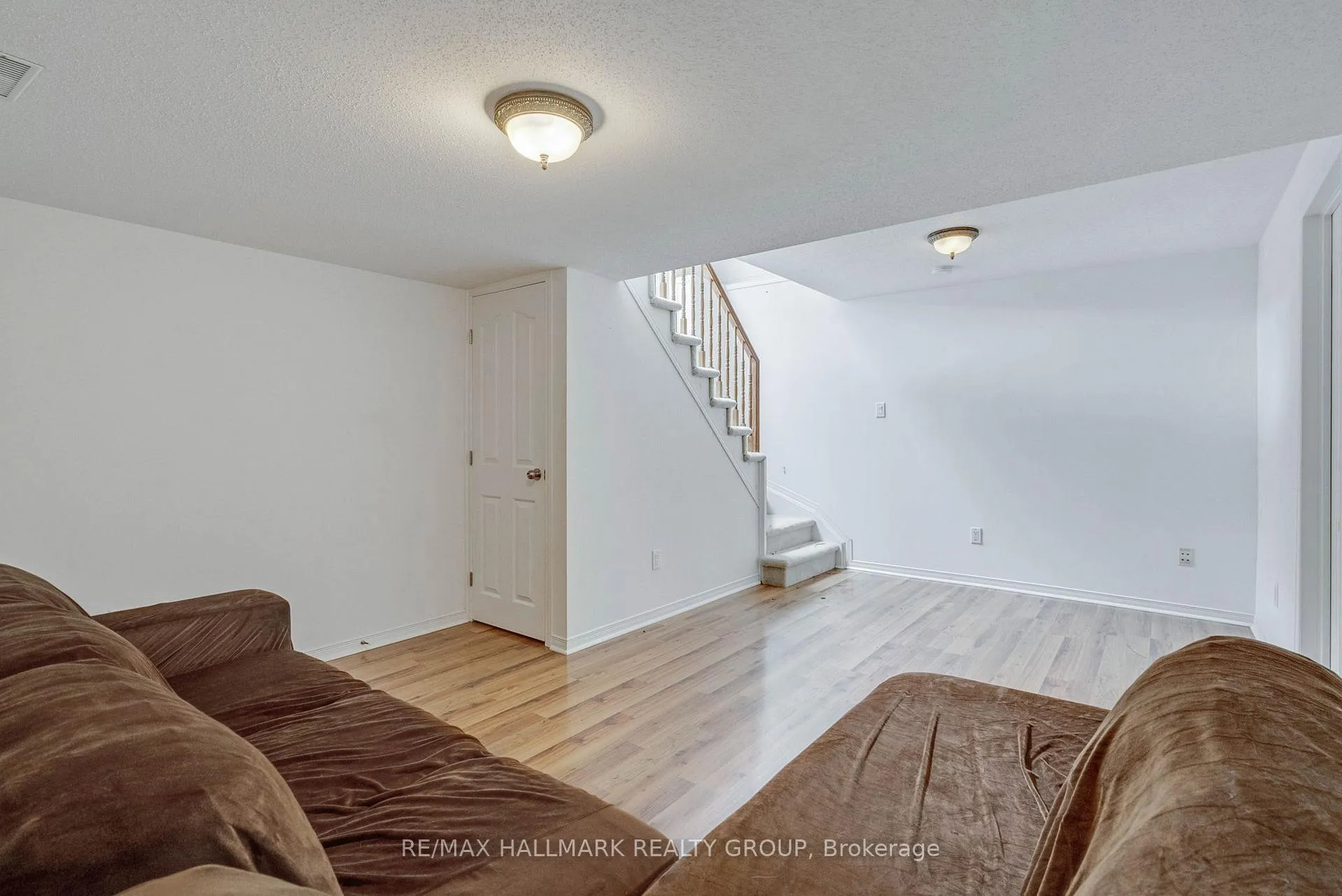 Photo 34 of 548 Aberfoyle Circle, Ottawa, Kanata - Morgan's Grant/South March — HOMEH