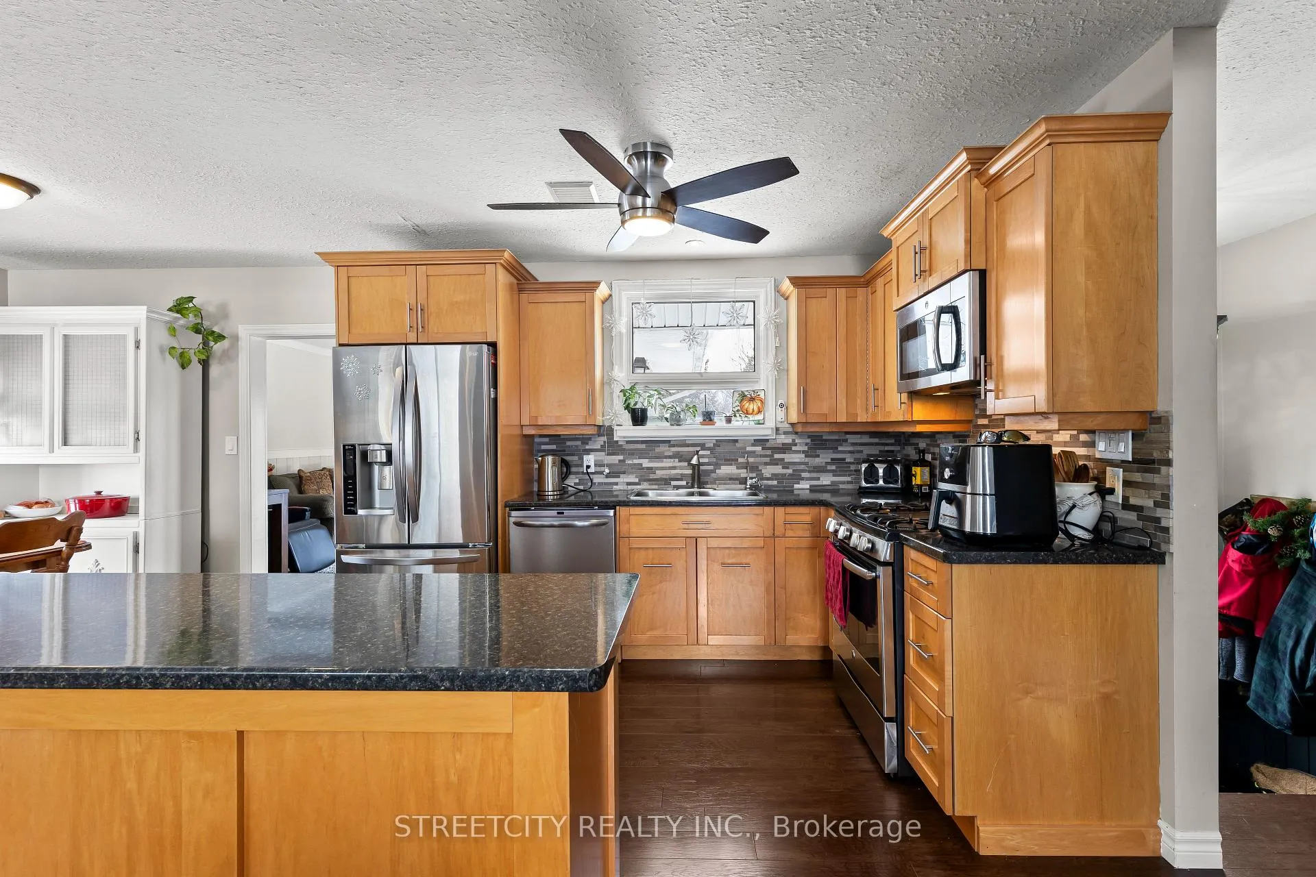 Photo 7 of 2632 Catherine Street, Thames Centre, Rural Thames Centre — HOMEH