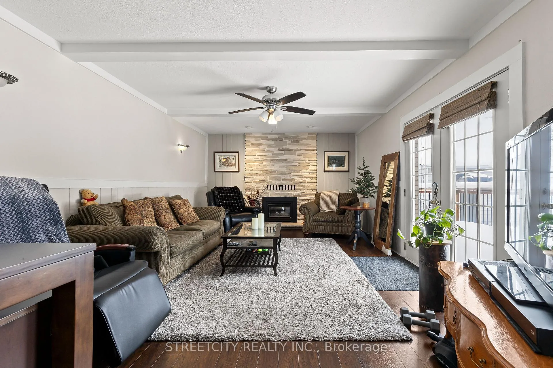 Photo 9 of 2632 Catherine Street, Thames Centre, Rural Thames Centre — HOMEH