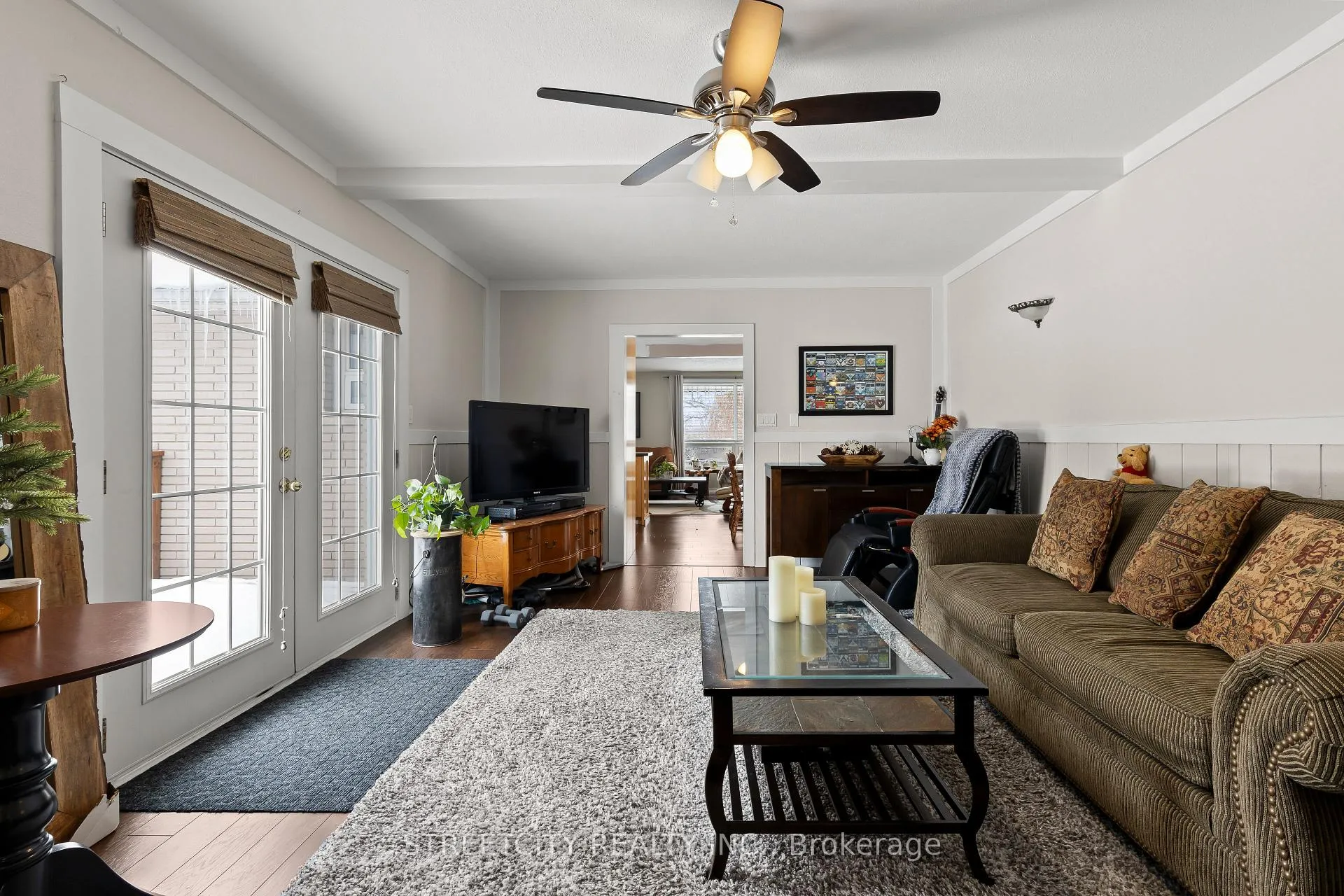 Photo 10 of 2632 Catherine Street, Thames Centre, Rural Thames Centre — HOMEH
