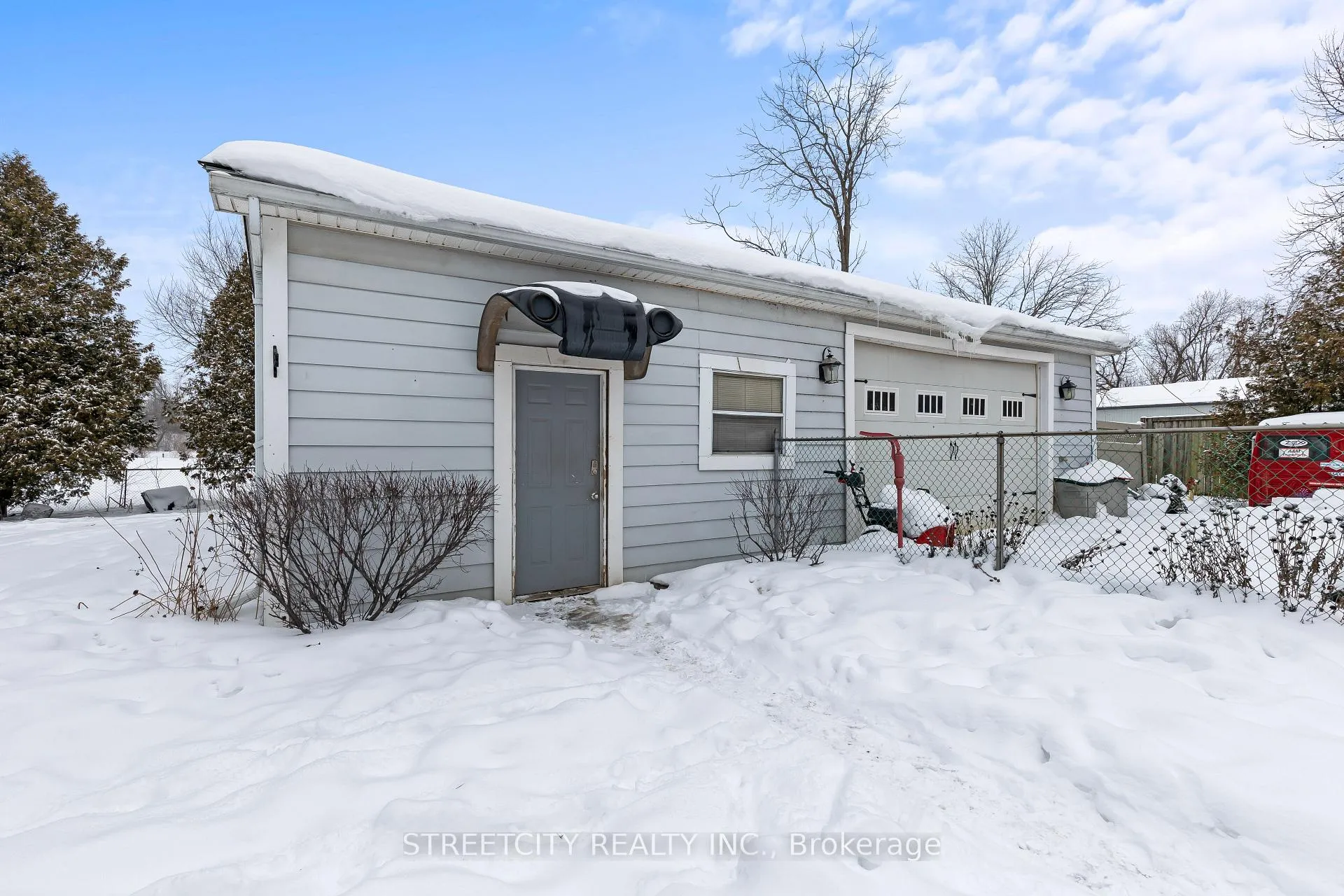 Photo 24 of 2632 Catherine Street, Thames Centre, Rural Thames Centre — HOMEH