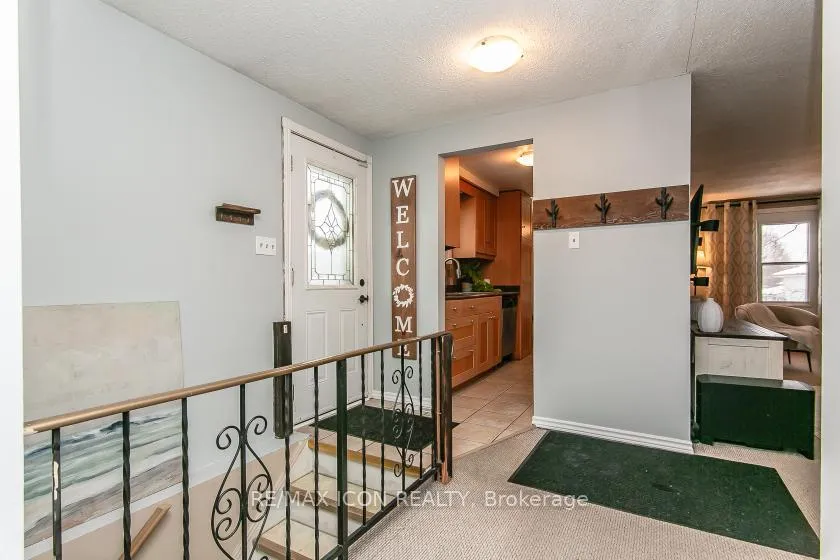 Photo 4 of 528 Whitelaw Road, Guelph, Willow West/Sugarbush/West Acres — HOMEH
